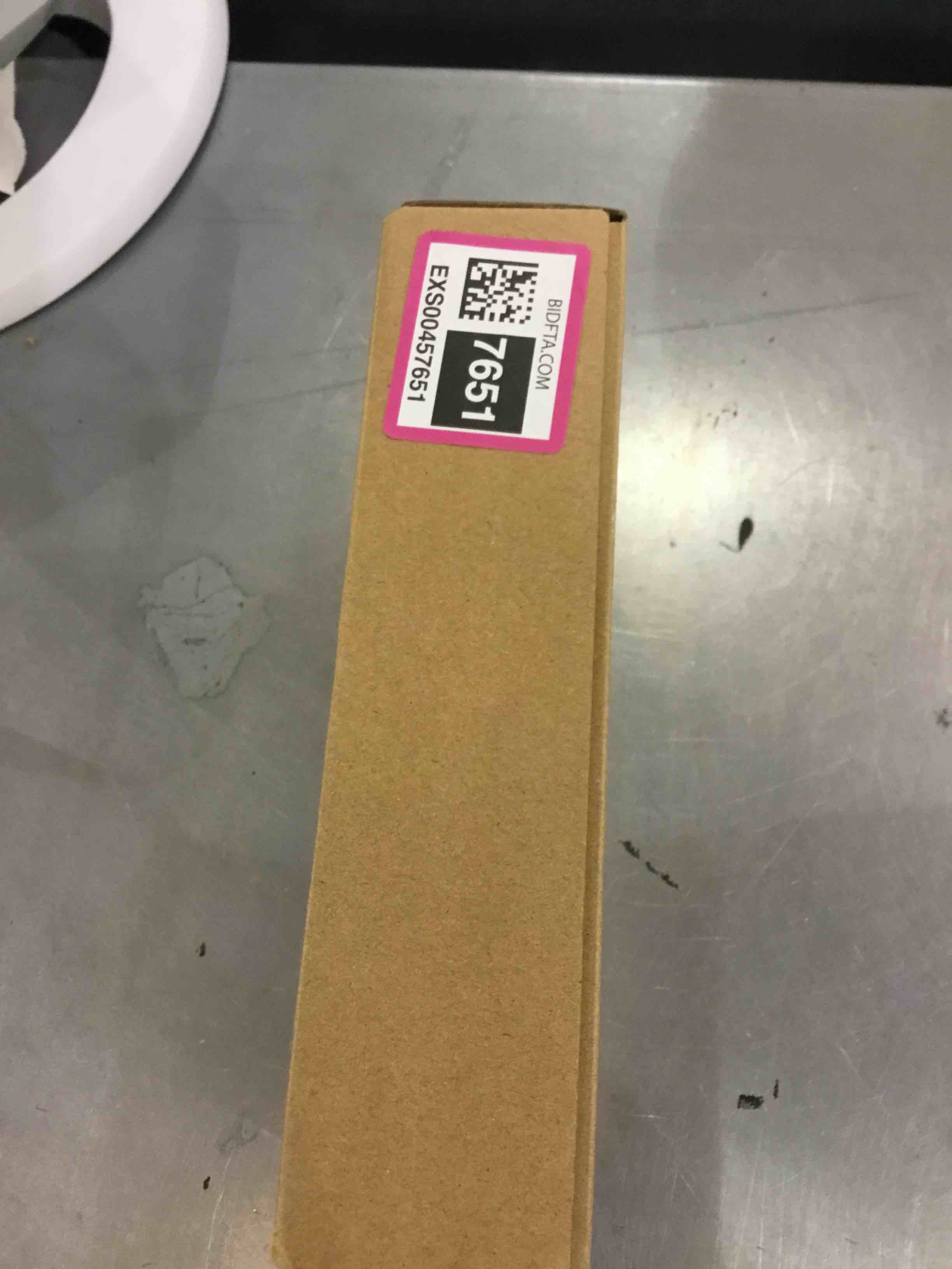 https://s3.amazonaws.com/lotting-images-prod/bidfta/EXS00457651_1692027158600.jpeg