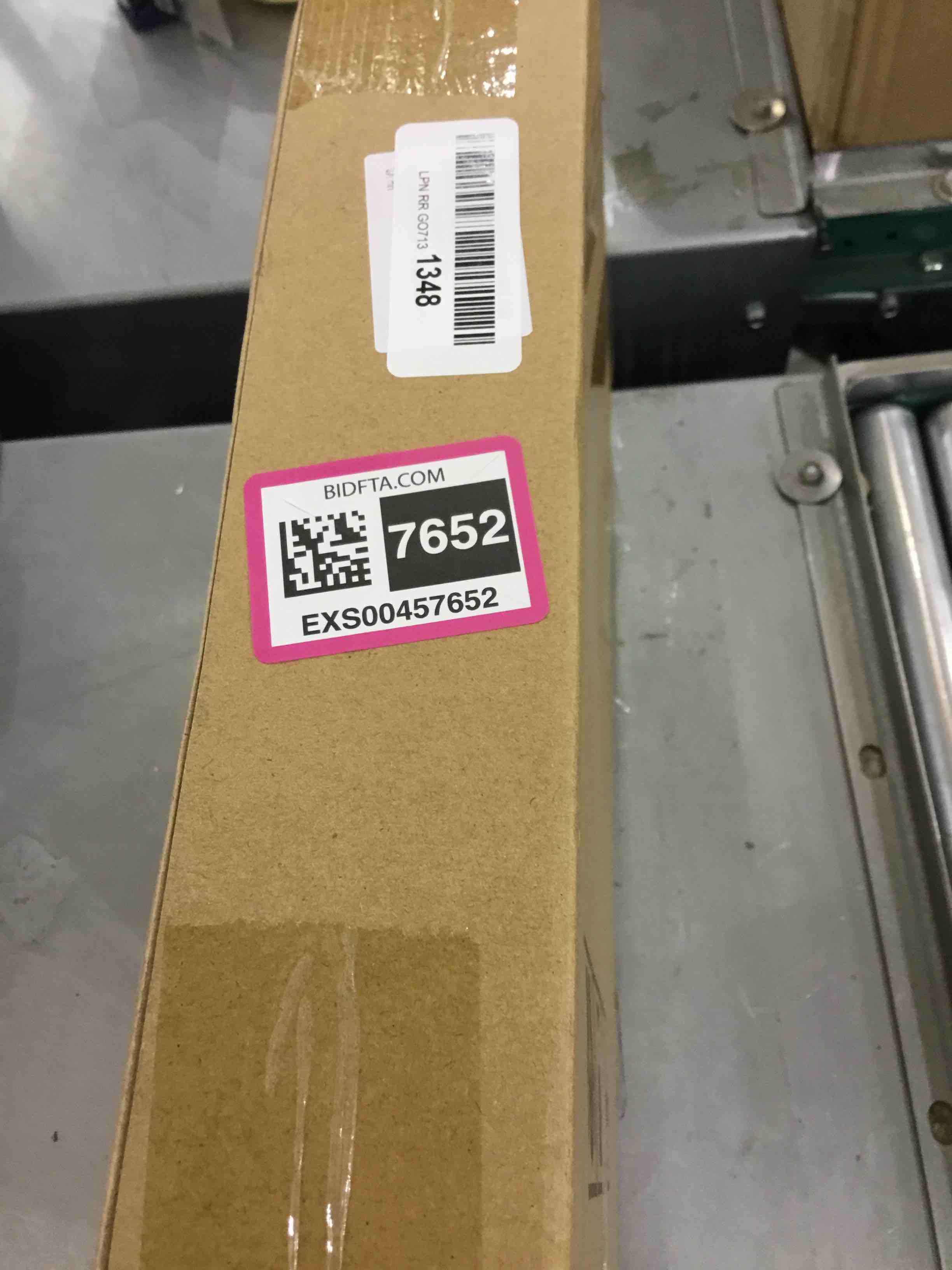 https://s3.amazonaws.com/lotting-images-prod/bidfta/EXS00457652_1692027205916.jpeg