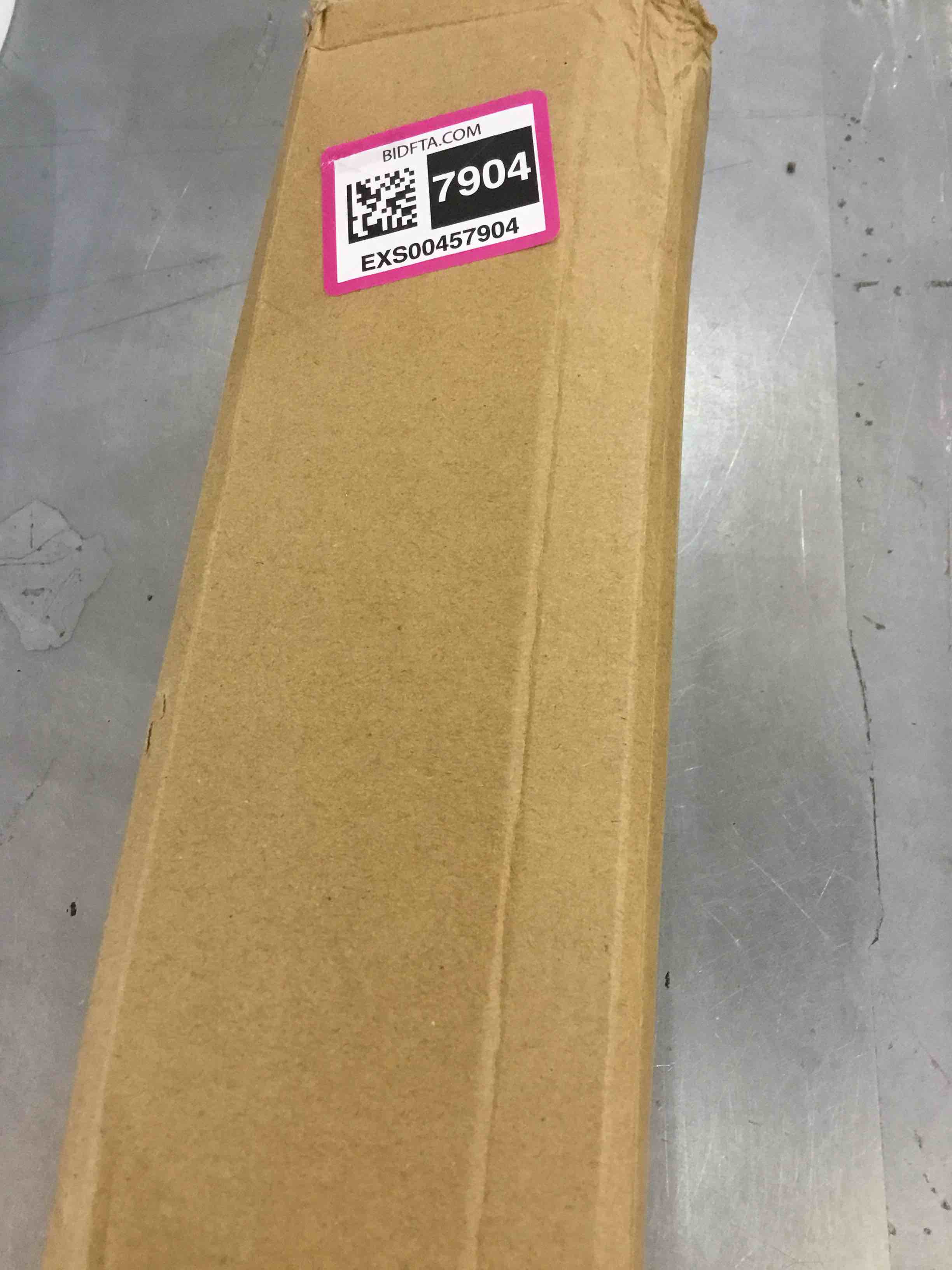 https://s3.amazonaws.com/lotting-images-prod/bidfta/EXS00457904_1692117575070.jpeg