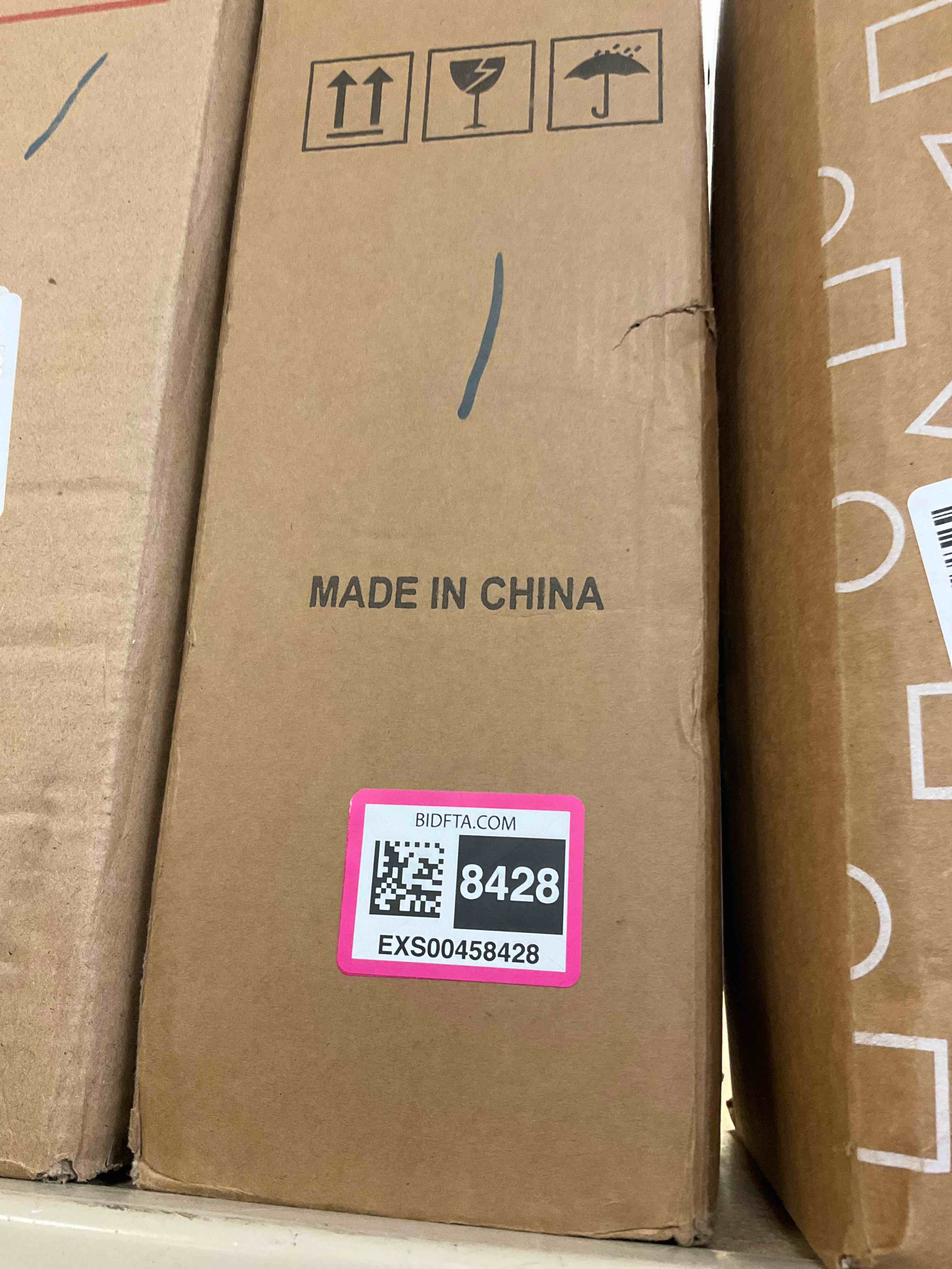 https://s3.amazonaws.com/lotting-images-prod/bidfta/EXS00458428_1694627068597.jpeg