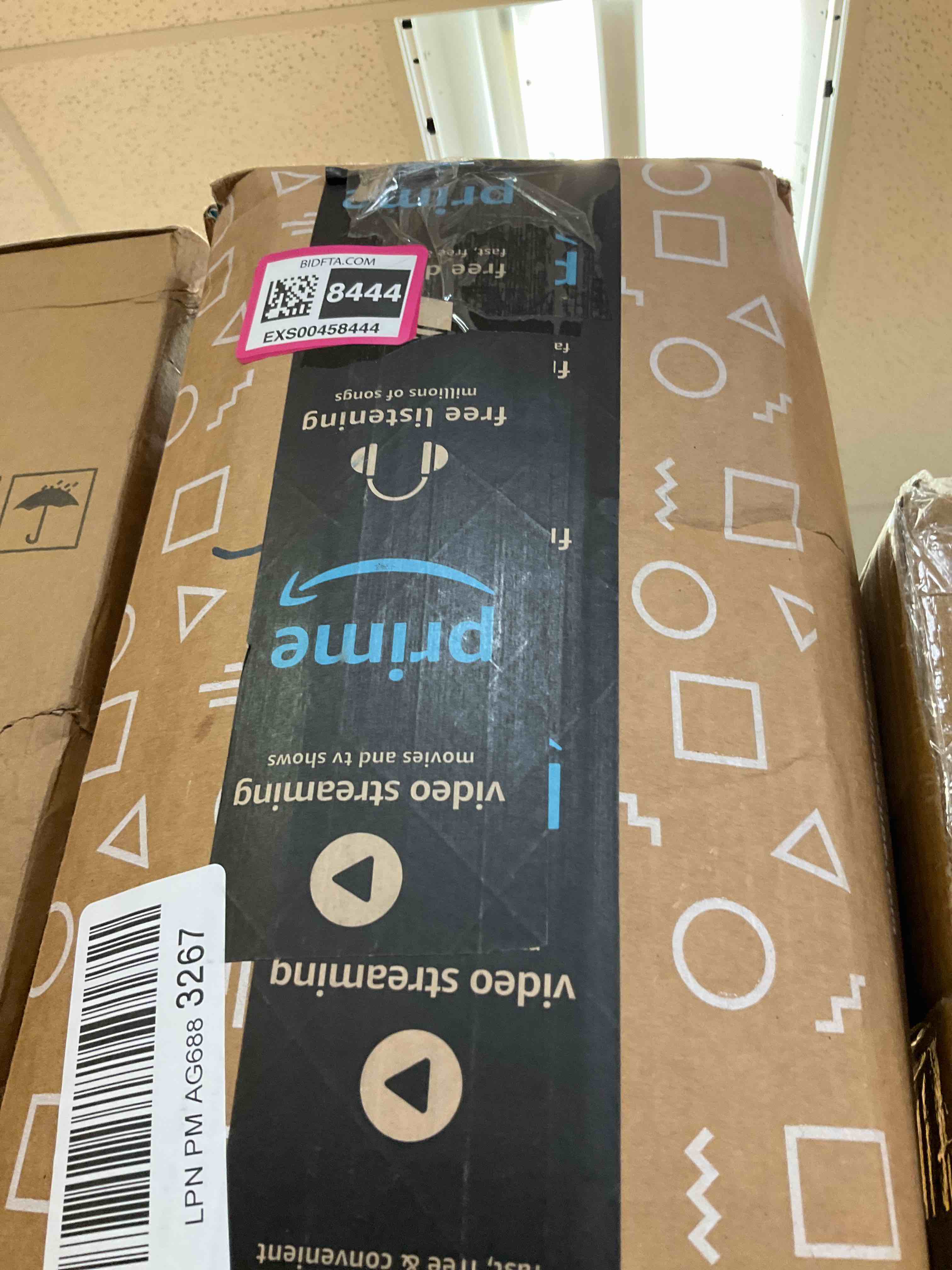 https://s3.amazonaws.com/lotting-images-prod/bidfta/EXS00458444_1694627601399.jpeg