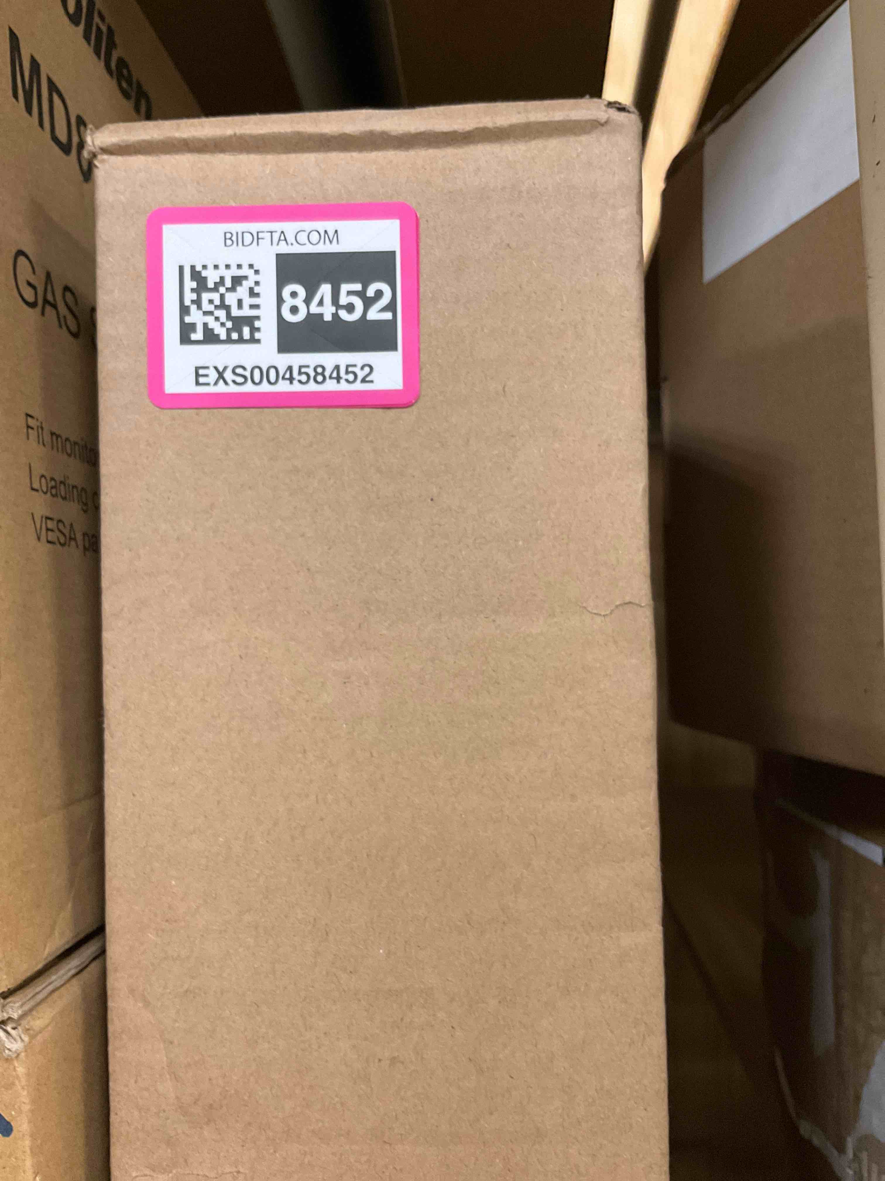https://s3.amazonaws.com/lotting-images-prod/bidfta/EXS00458452_1694628418627.jpeg