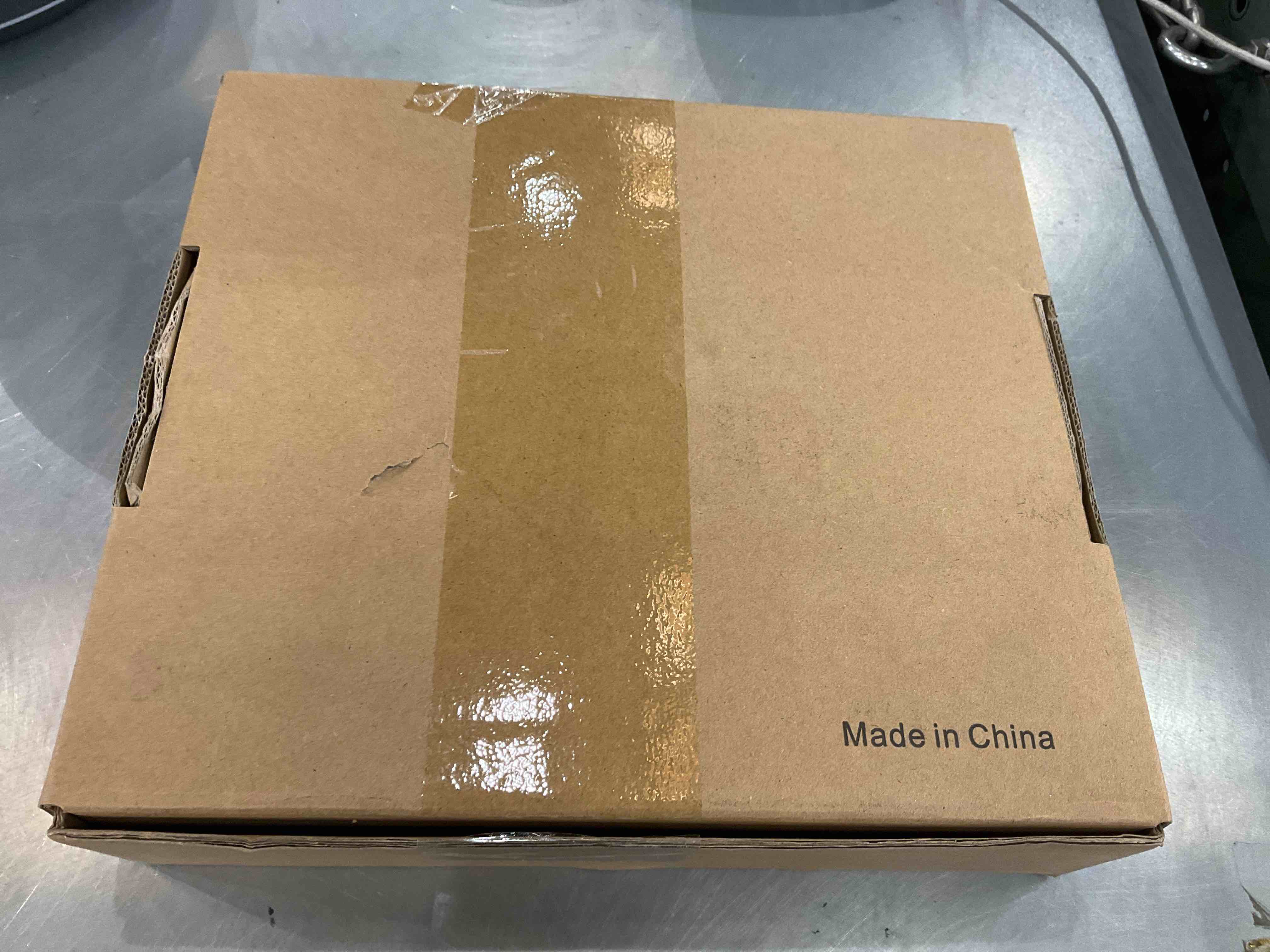 https://s3.amazonaws.com/lotting-images-prod/bidfta/EXS00459063_1692026895983.jpeg