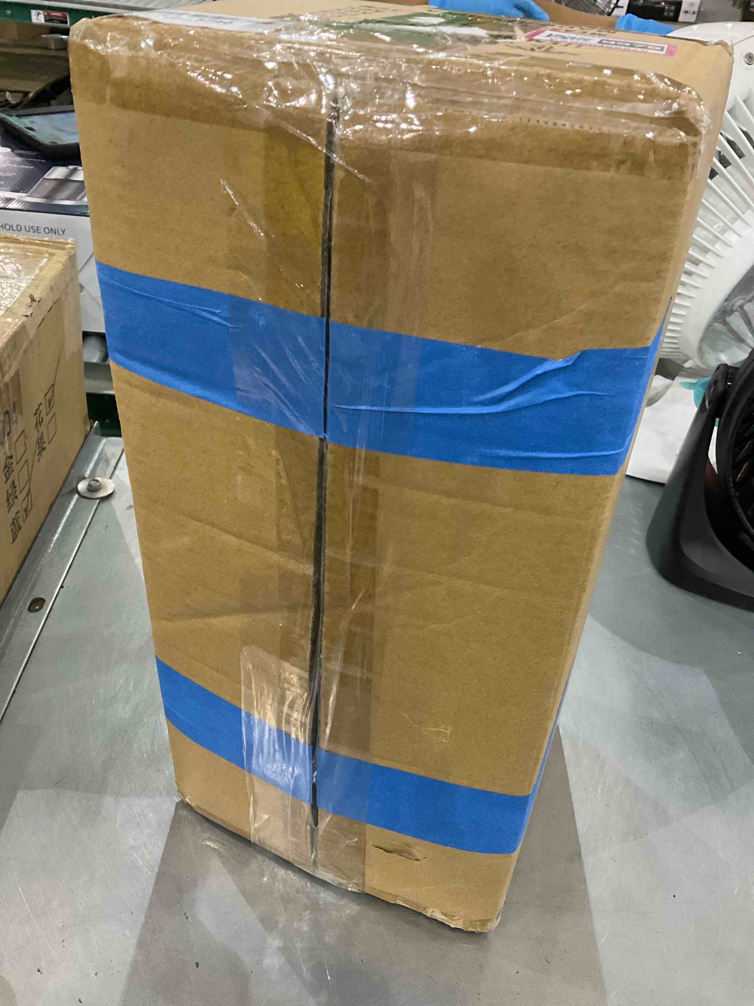 https://s3.amazonaws.com/lotting-images-prod/bidfta/EXS00459979_1692274824107.jpeg
