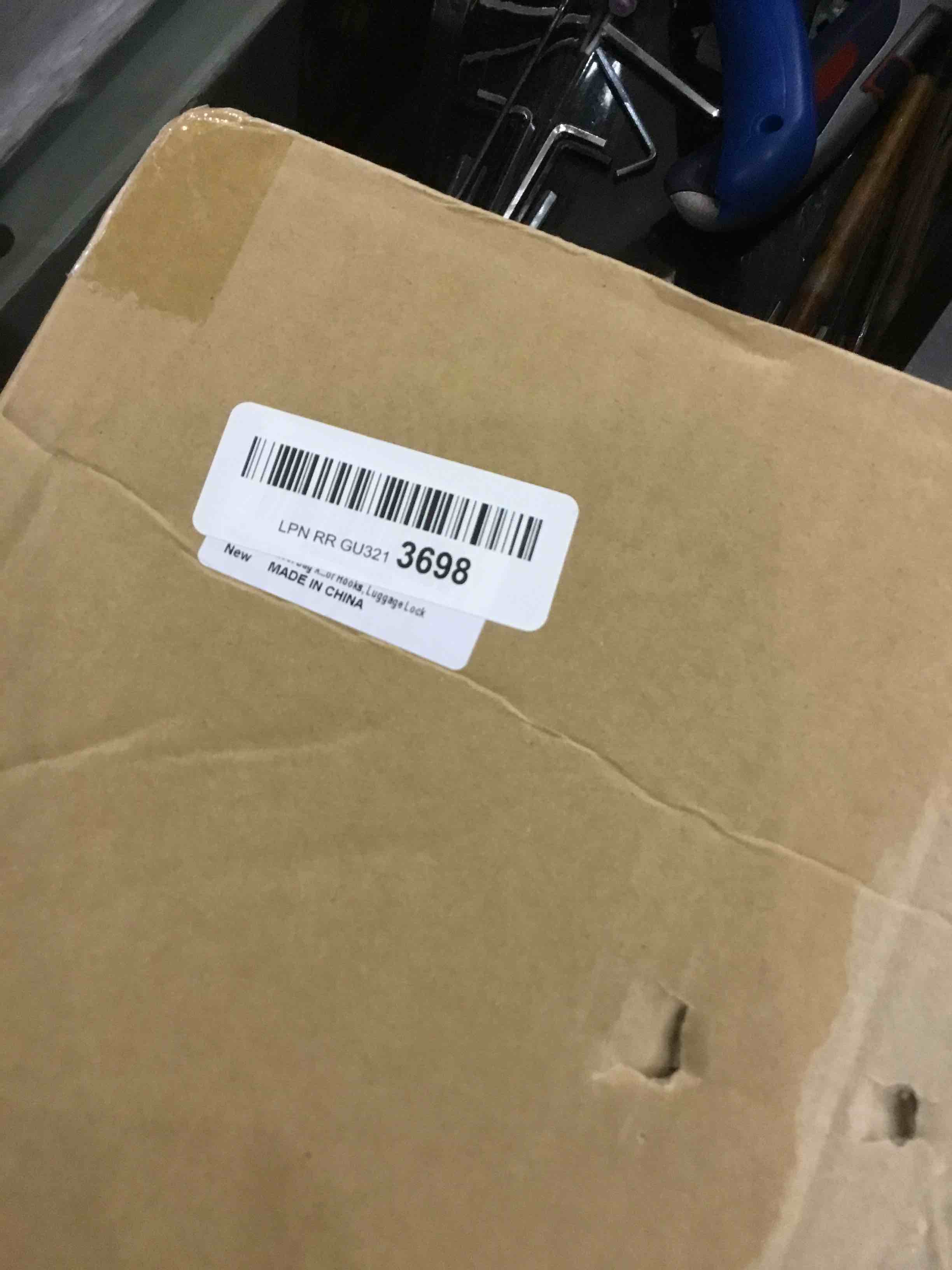 https://s3.amazonaws.com/lotting-images-prod/bidfta/EXS00460111_1694013664678.jpeg