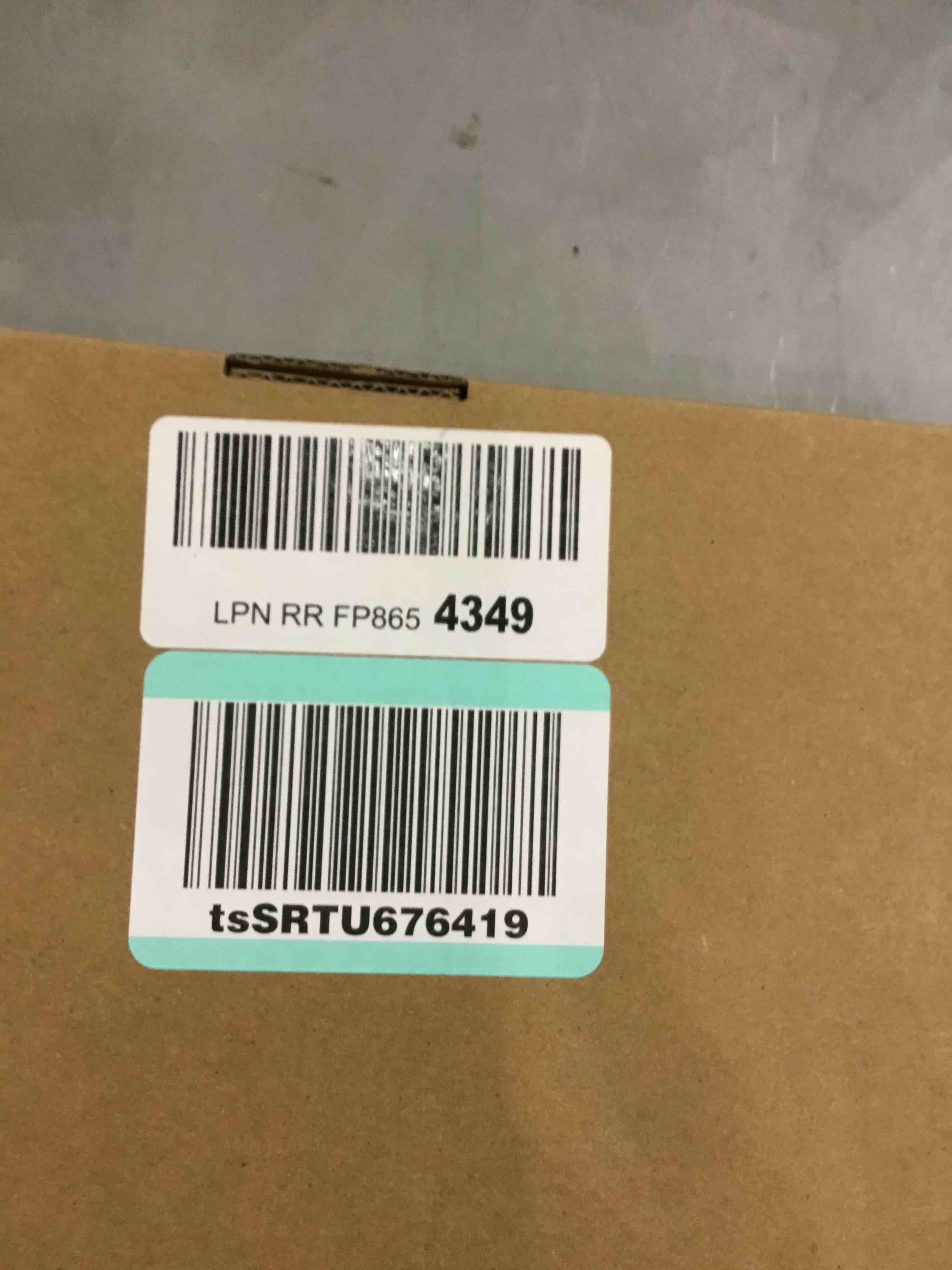 https://s3.amazonaws.com/lotting-images-prod/bidfta/EXS00460279_1694184632710.jpeg