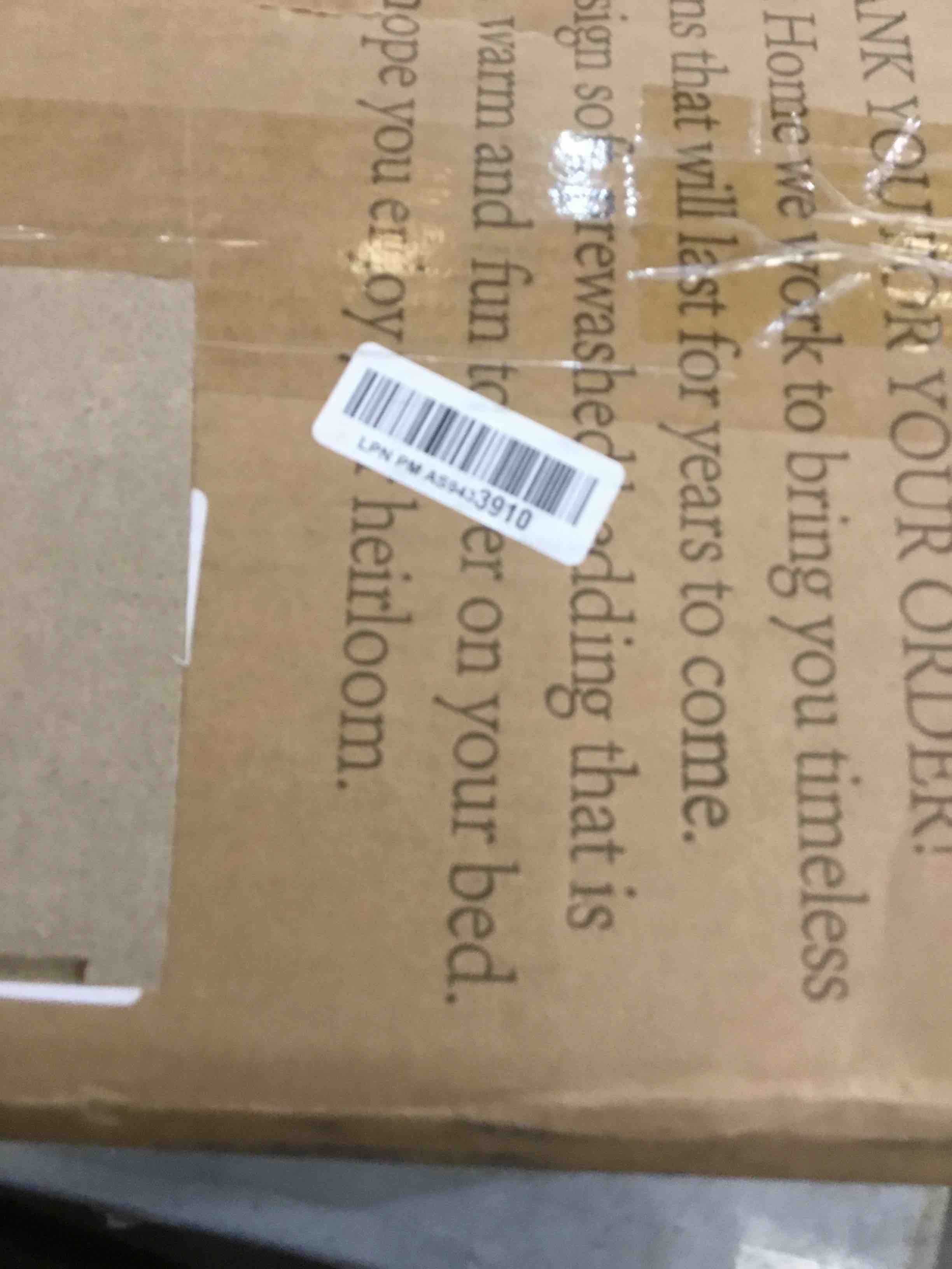 https://s3.amazonaws.com/lotting-images-prod/bidfta/EXS00460390_1694200515242.jpeg