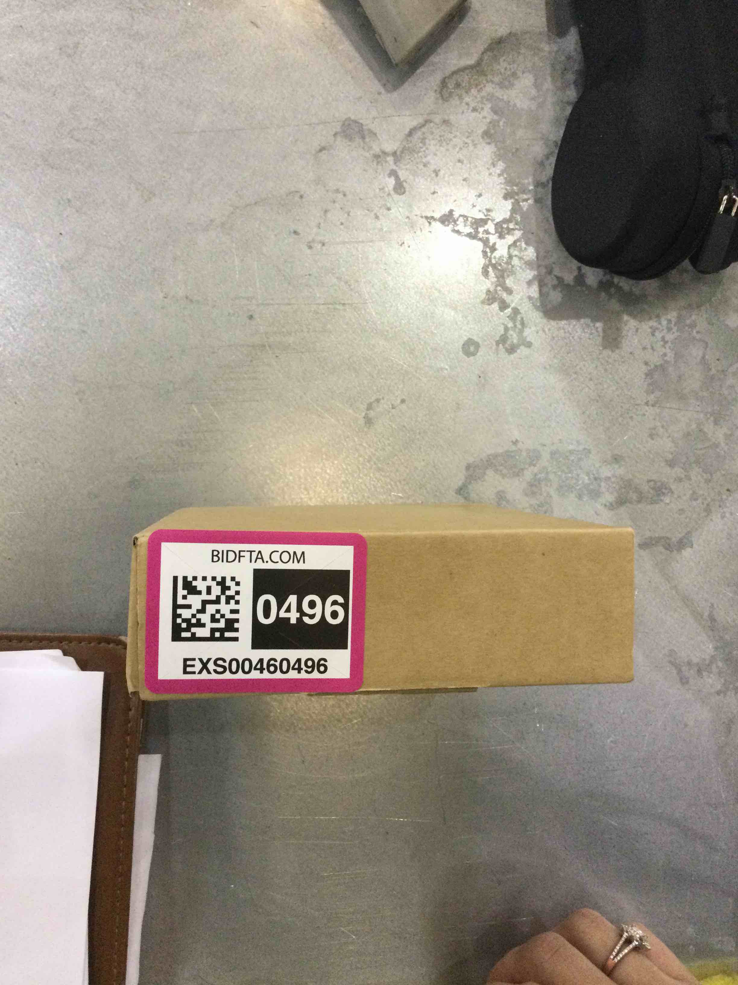 https://s3.amazonaws.com/lotting-images-prod/bidfta/EXS00460496_1697469892590.jpeg