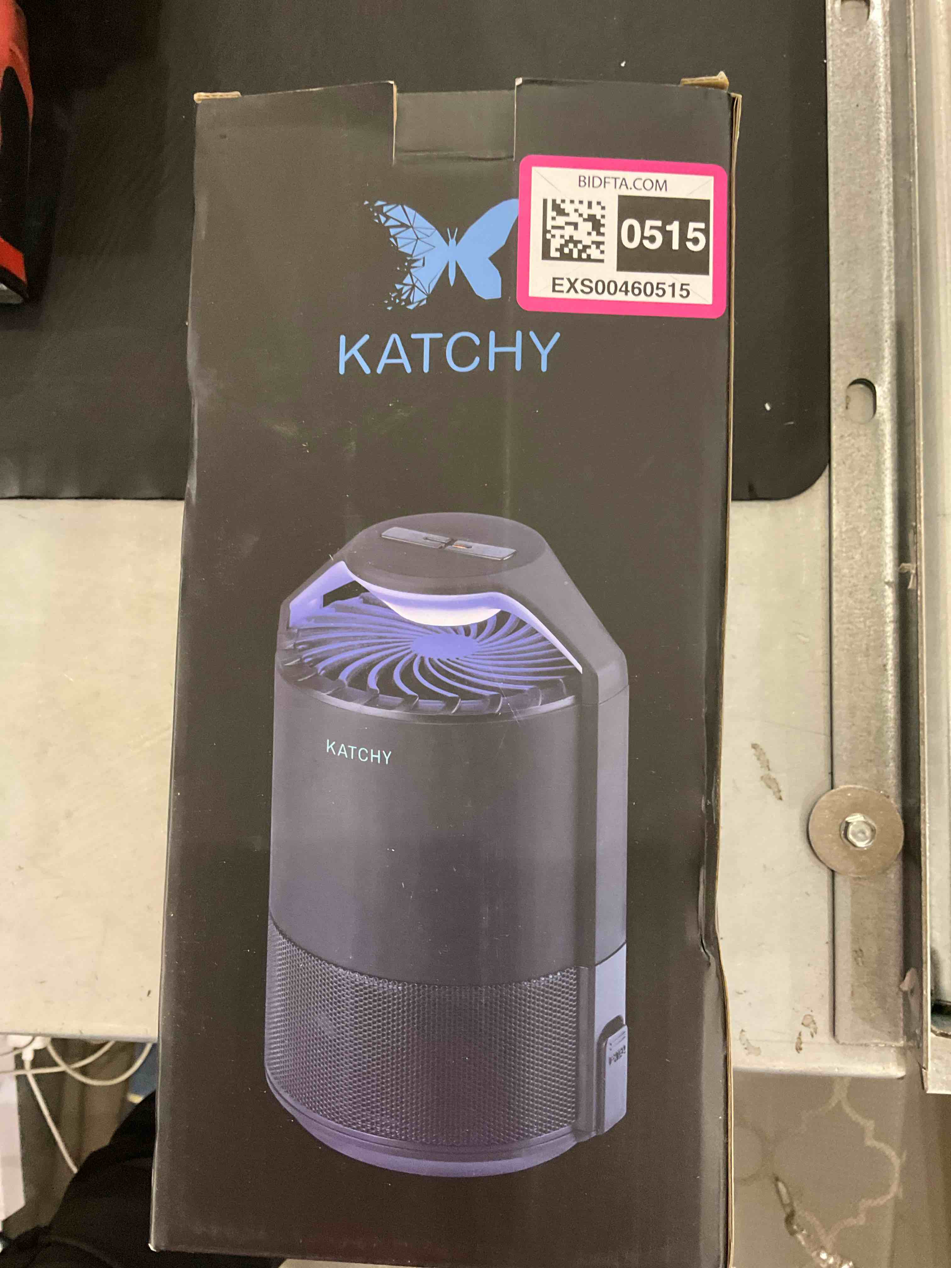 https://s3.amazonaws.com/lotting-images-prod/bidfta/EXS00460515_1695390030492.jpeg