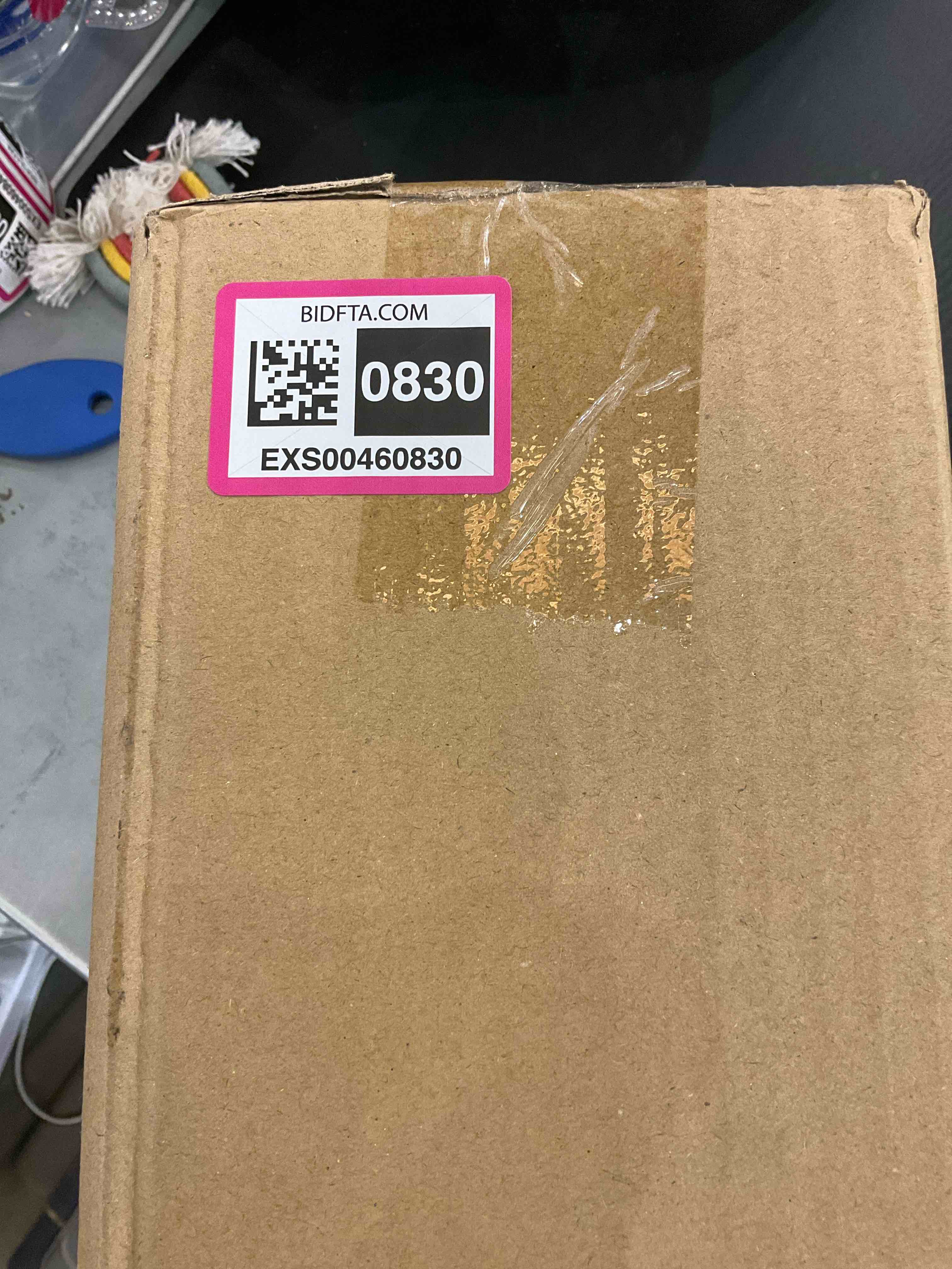 https://s3.amazonaws.com/lotting-images-prod/bidfta/EXS00460830_1695759015972.jpeg