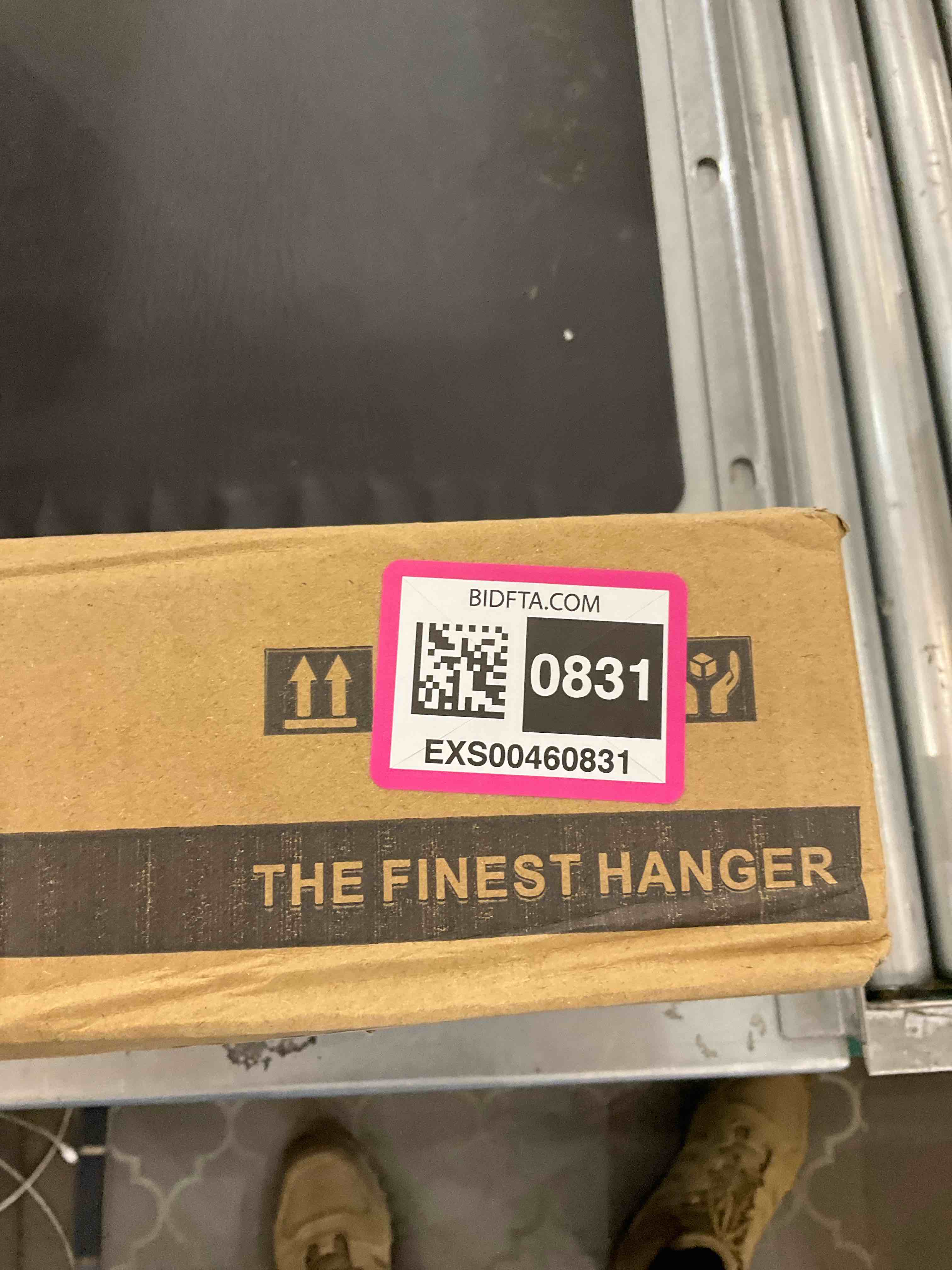https://s3.amazonaws.com/lotting-images-prod/bidfta/EXS00460831_1695759308466.jpeg