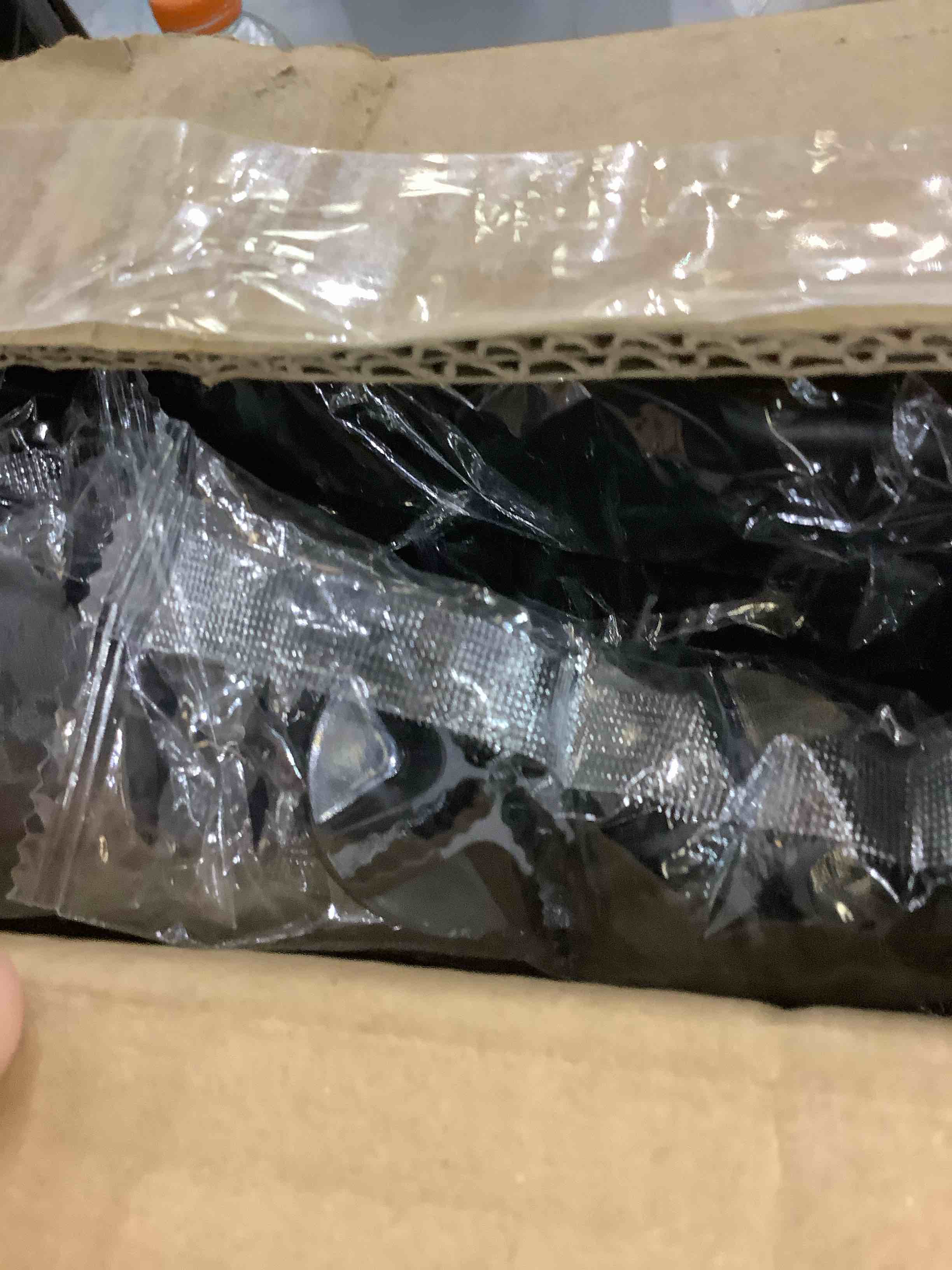 https://s3.amazonaws.com/lotting-images-prod/bidfta/EXS00460910_1695839796322.jpeg