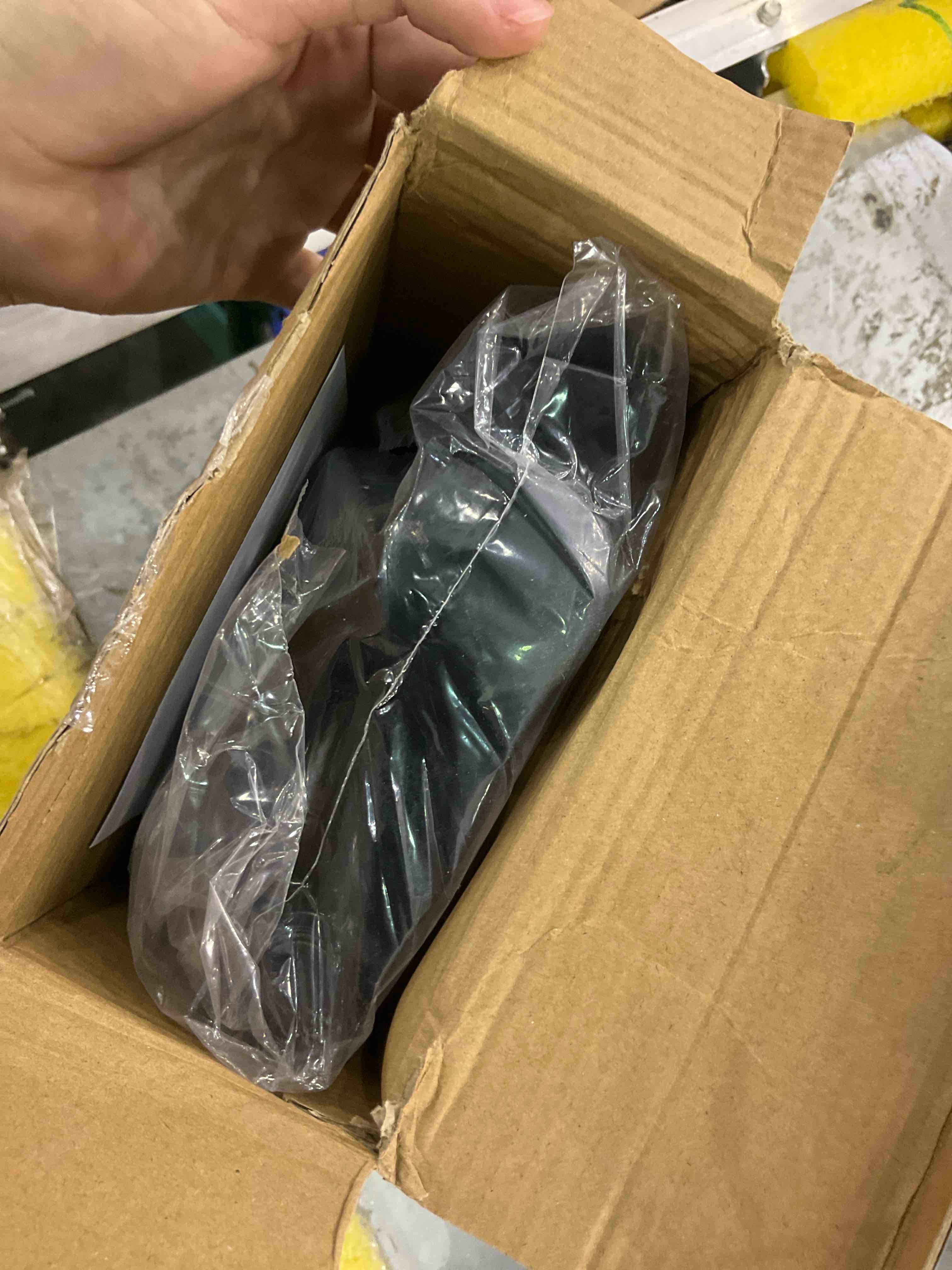 https://s3.amazonaws.com/lotting-images-prod/bidfta/EXS00461196_1695726520432.jpeg