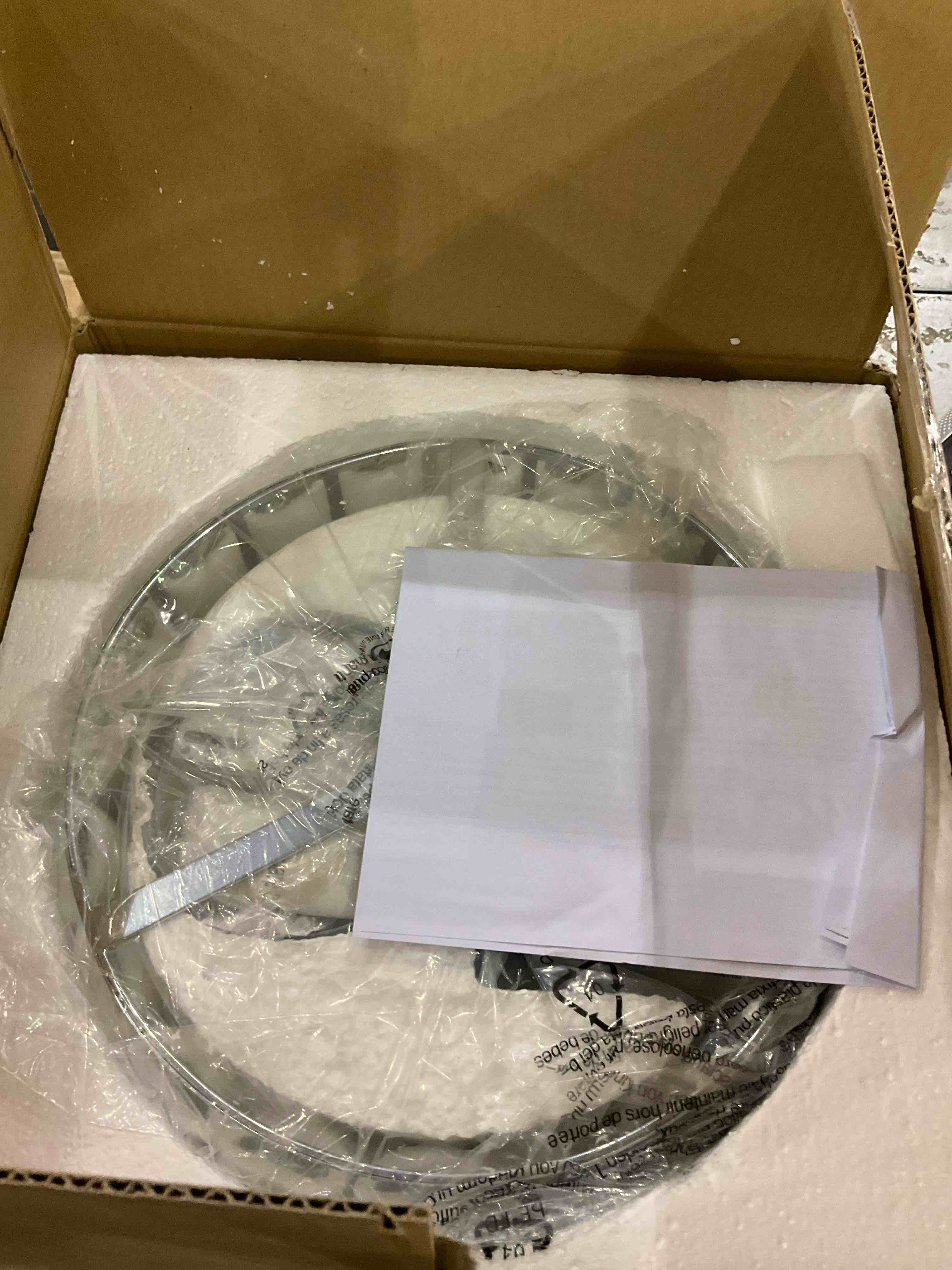 https://s3.amazonaws.com/lotting-images-prod/bidfta/EXS00461241_1695730310239.jpeg
