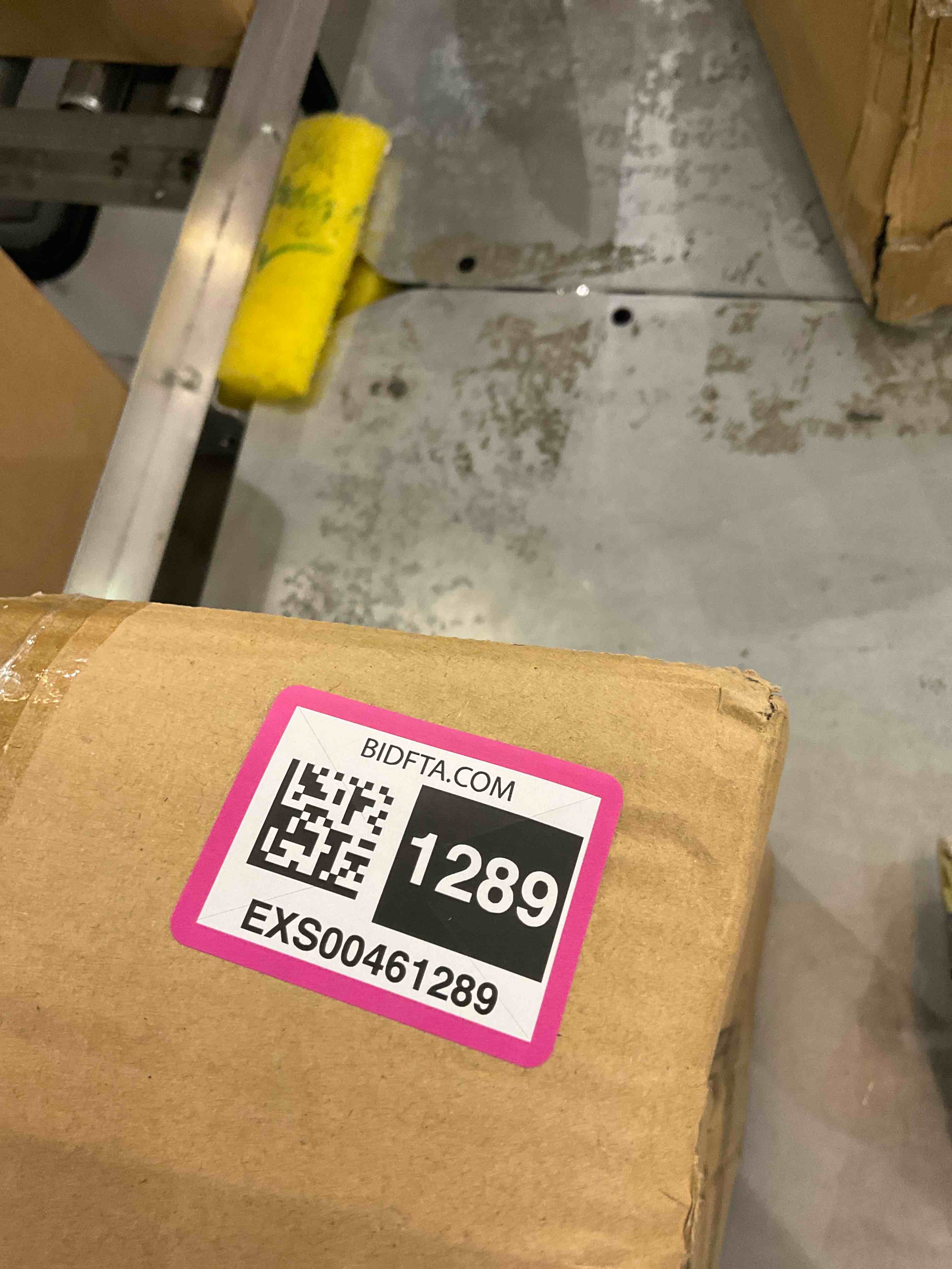 https://s3.amazonaws.com/lotting-images-prod/bidfta/EXS00461289_1695736301471.jpeg