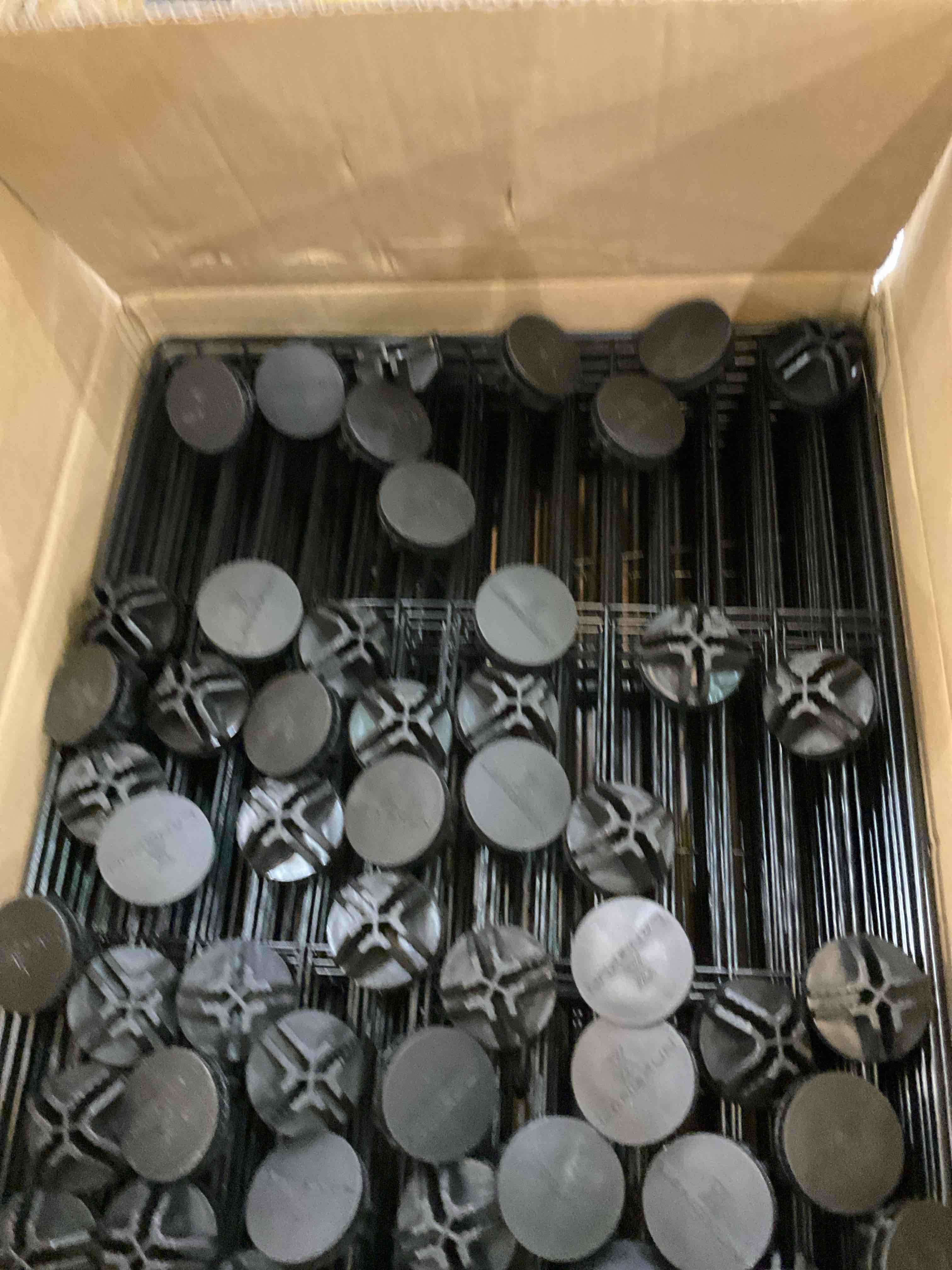 https://s3.amazonaws.com/lotting-images-prod/bidfta/EXS00461387_1695747156121.jpeg