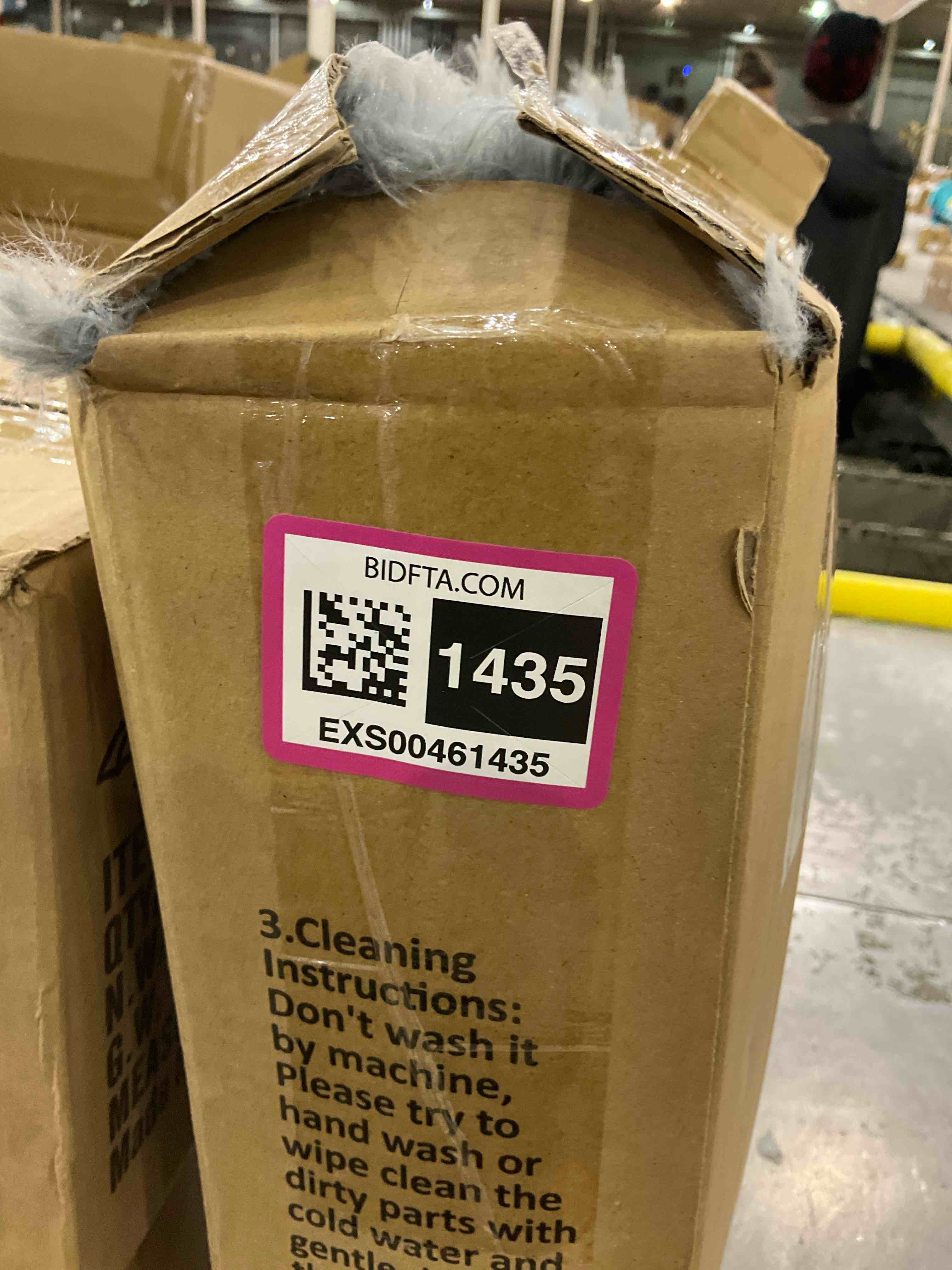 https://s3.amazonaws.com/lotting-images-prod/bidfta/EXS00461435_1695813424404.jpeg
