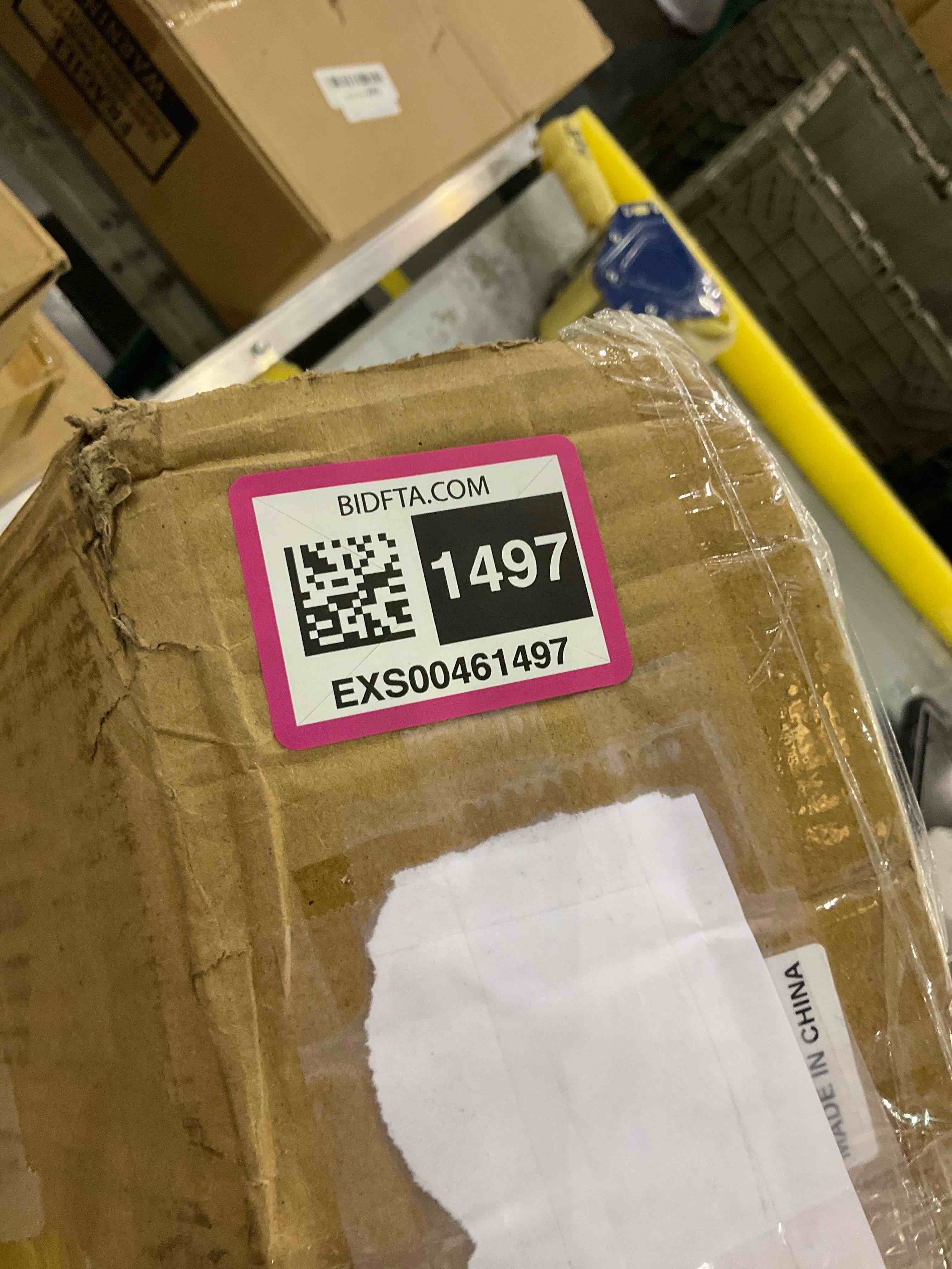 https://s3.amazonaws.com/lotting-images-prod/bidfta/EXS00461497_1695821292428.jpeg