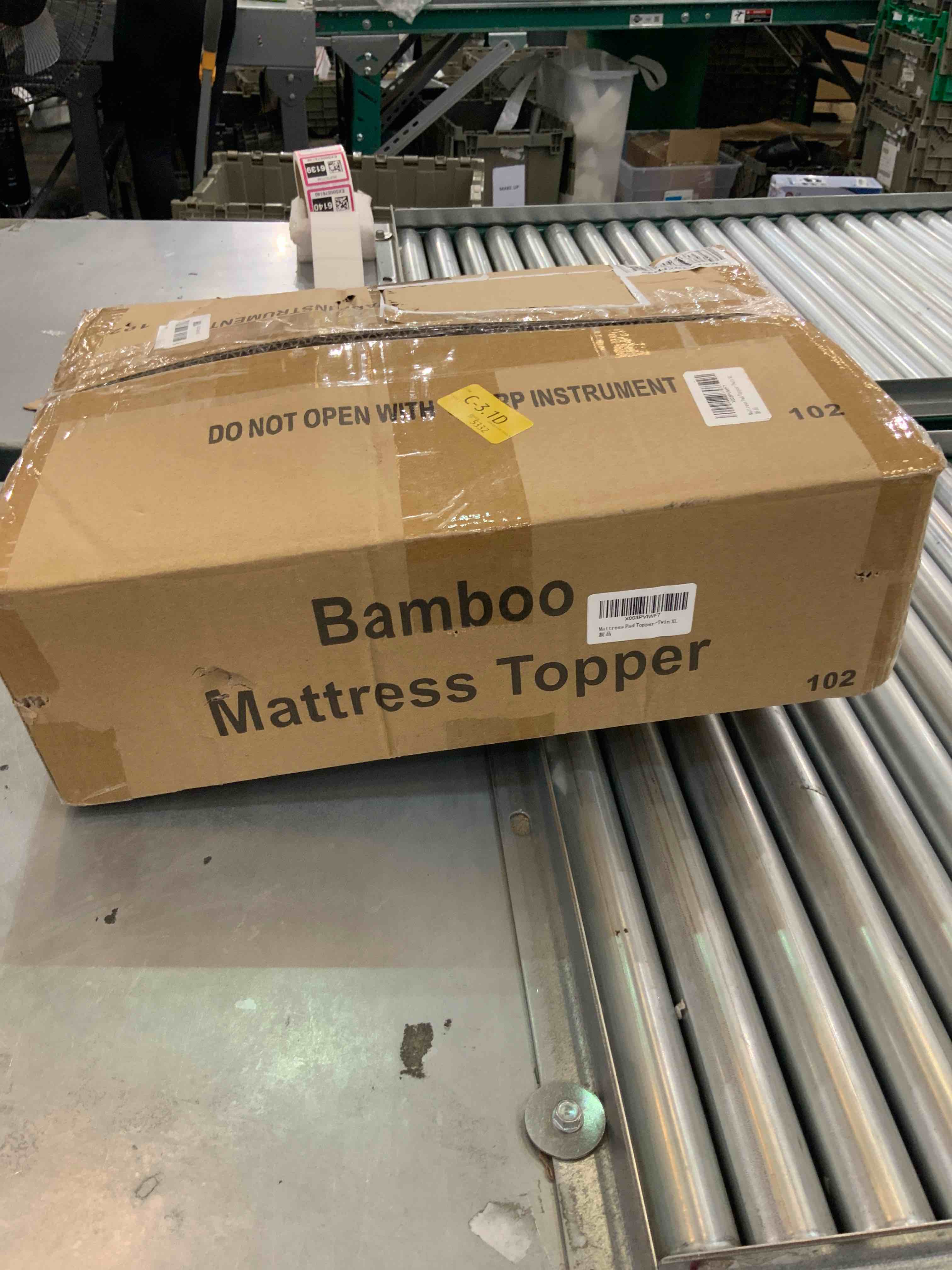https://s3.amazonaws.com/lotting-images-prod/bidfta/EXS00461576_1694630182200.jpeg