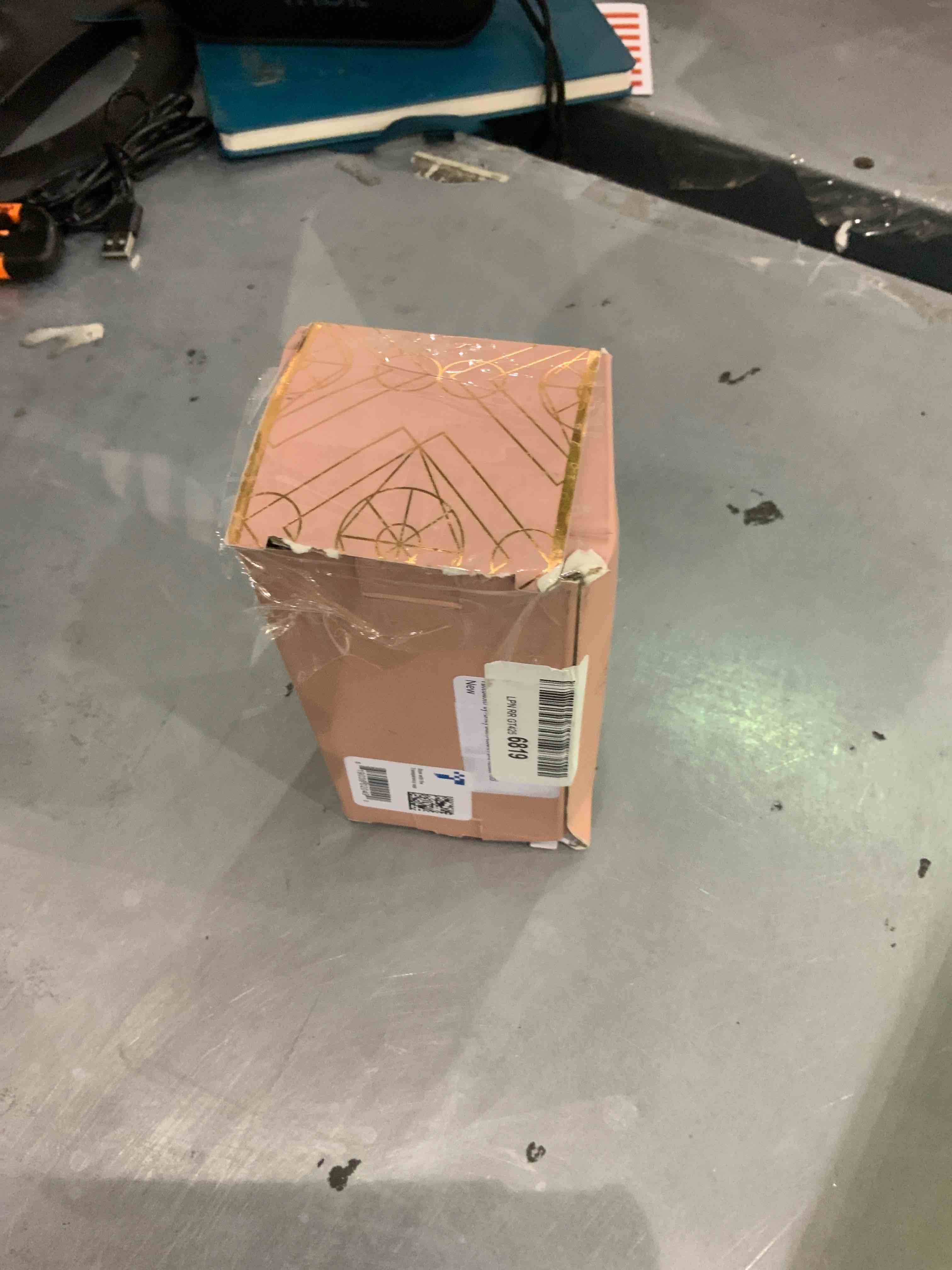 https://s3.amazonaws.com/lotting-images-prod/bidfta/EXS00461613_1694691553591.jpeg