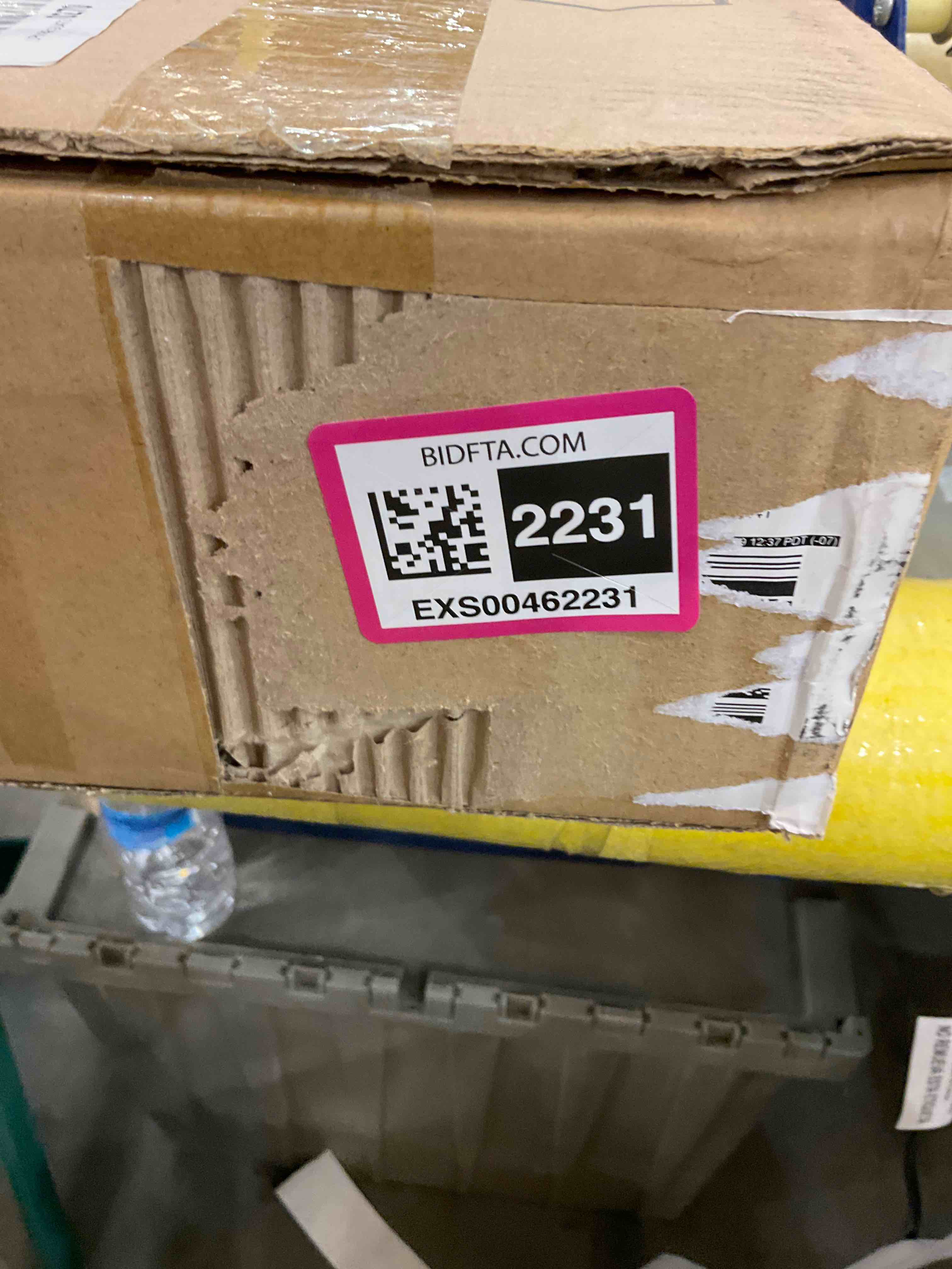 https://s3.amazonaws.com/lotting-images-prod/bidfta/EXS00462231_1694626773459.jpeg