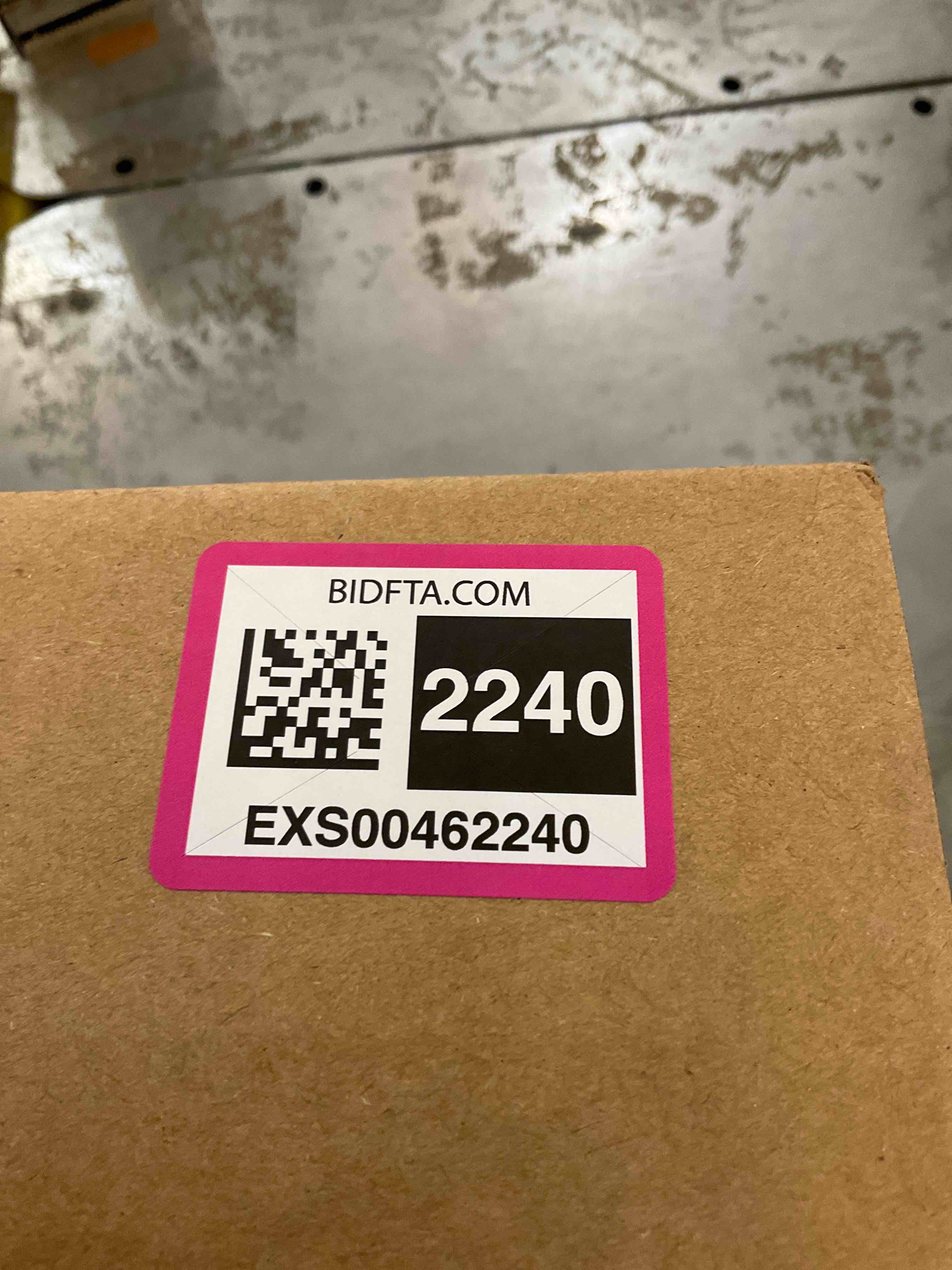 https://s3.amazonaws.com/lotting-images-prod/bidfta/EXS00462240_1694627536235.jpeg