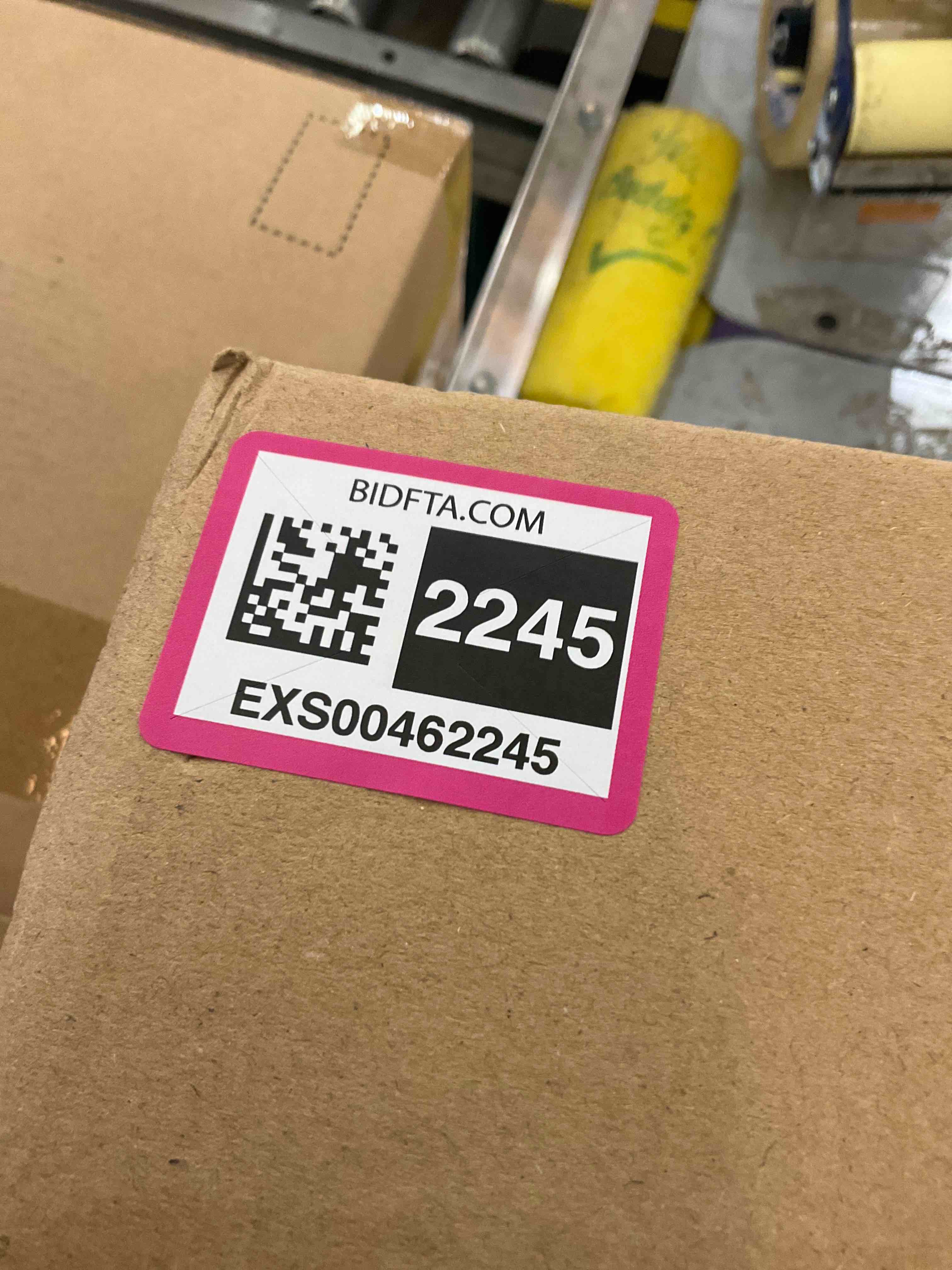 https://s3.amazonaws.com/lotting-images-prod/bidfta/EXS00462245_1694627798748.jpeg