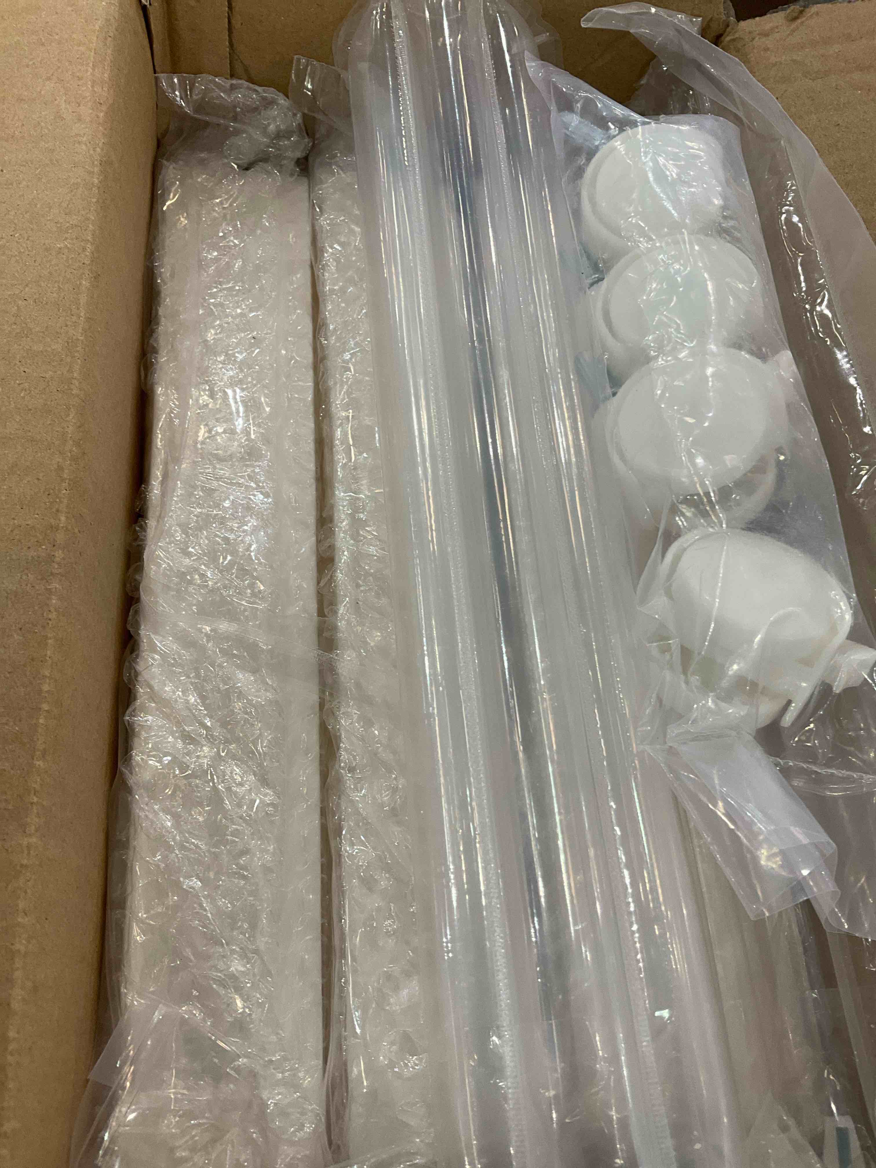 https://s3.amazonaws.com/lotting-images-prod/bidfta/EXS00462903_1695237144168.jpeg