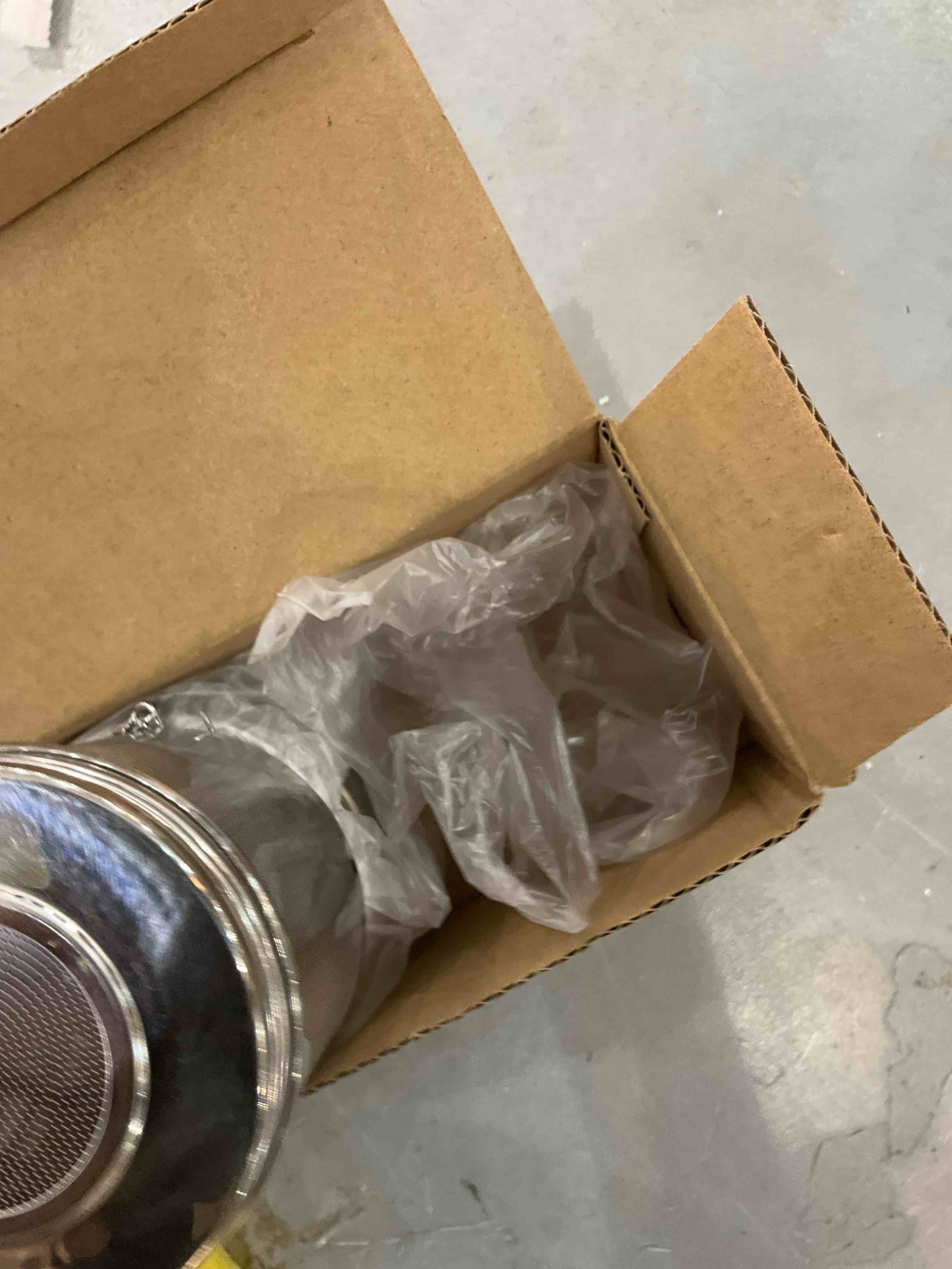 https://s3.amazonaws.com/lotting-images-prod/bidfta/EXS00463295_1695740030275.jpeg