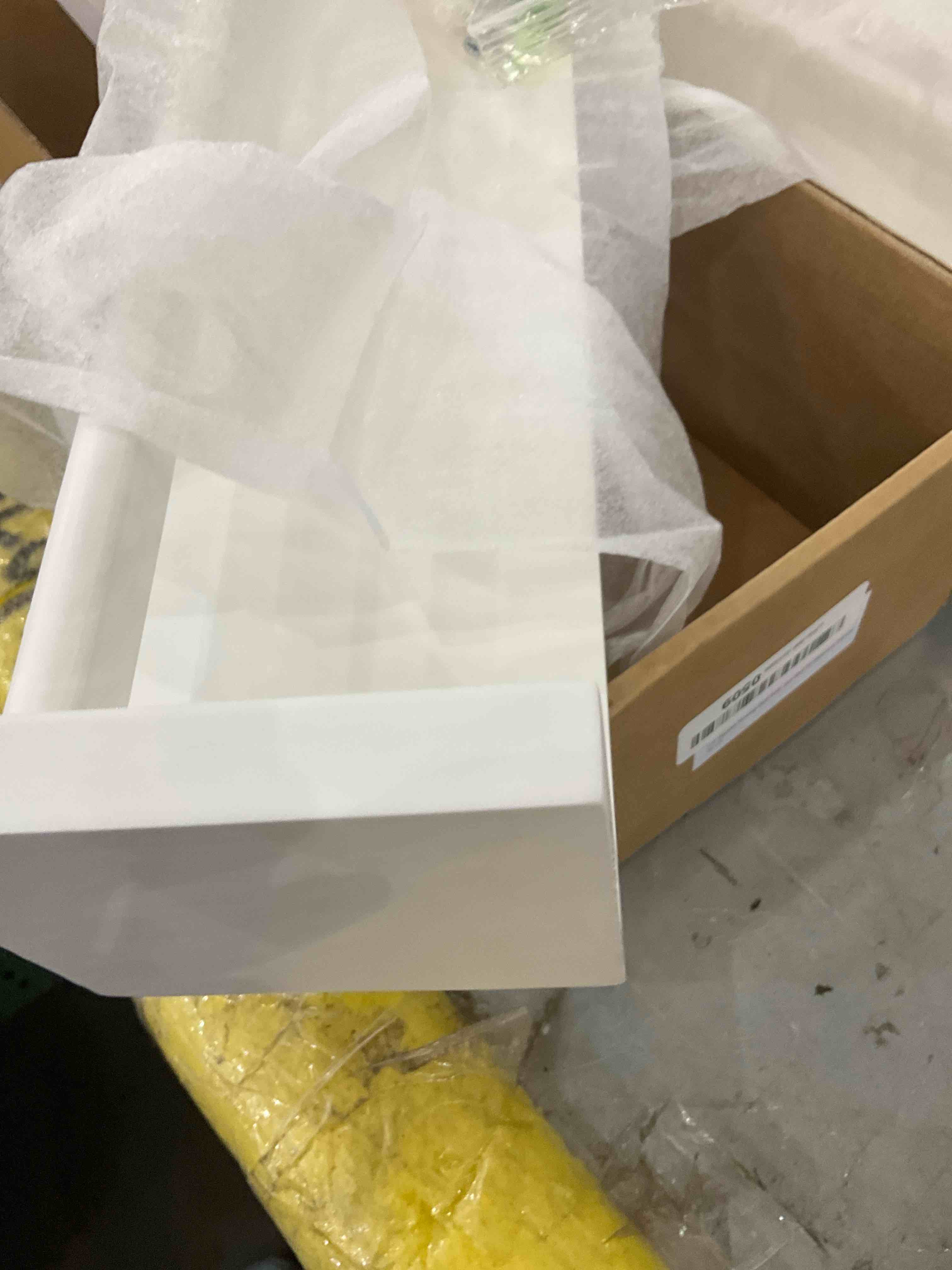https://s3.amazonaws.com/lotting-images-prod/bidfta/EXS00463387_1695758161216.jpeg