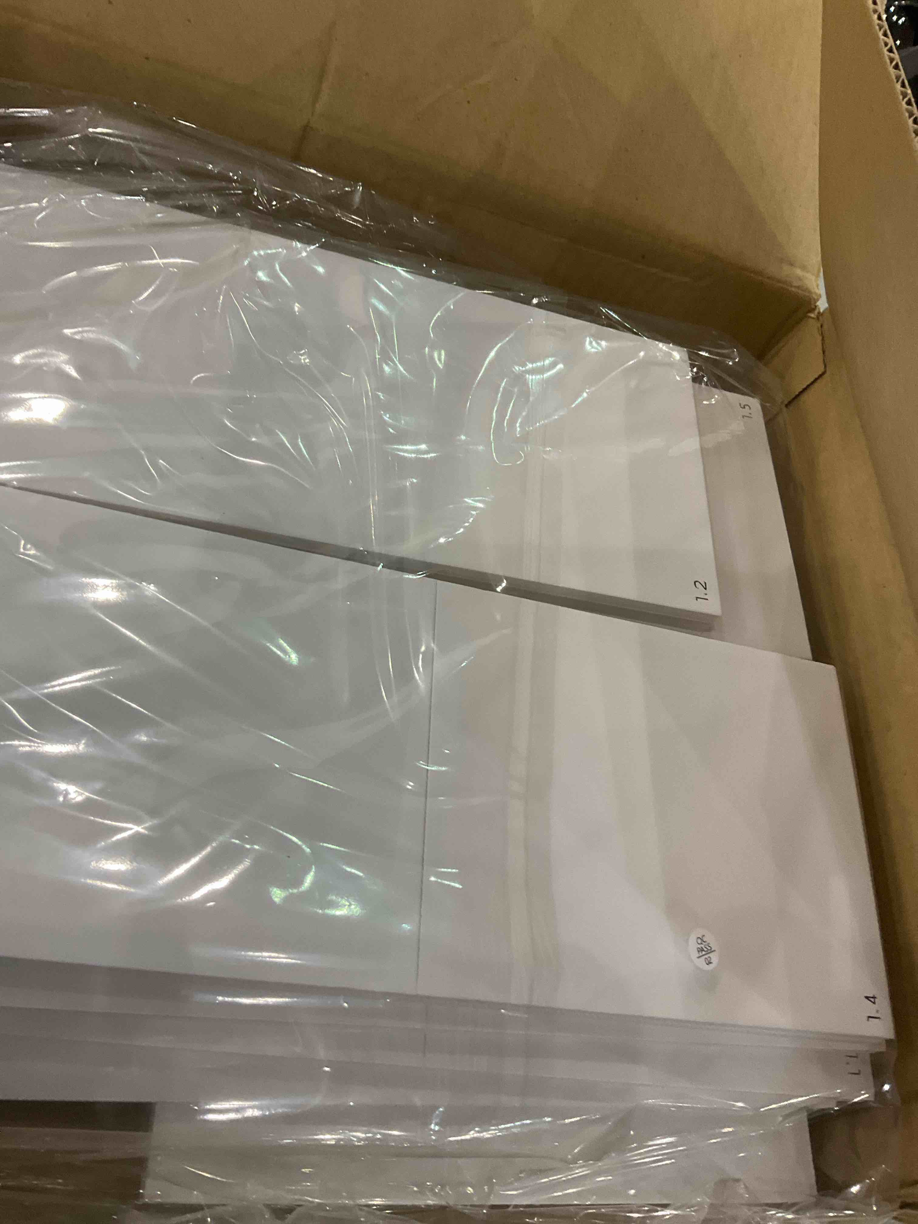 https://s3.amazonaws.com/lotting-images-prod/bidfta/EXS00463926_1697024319832.jpeg