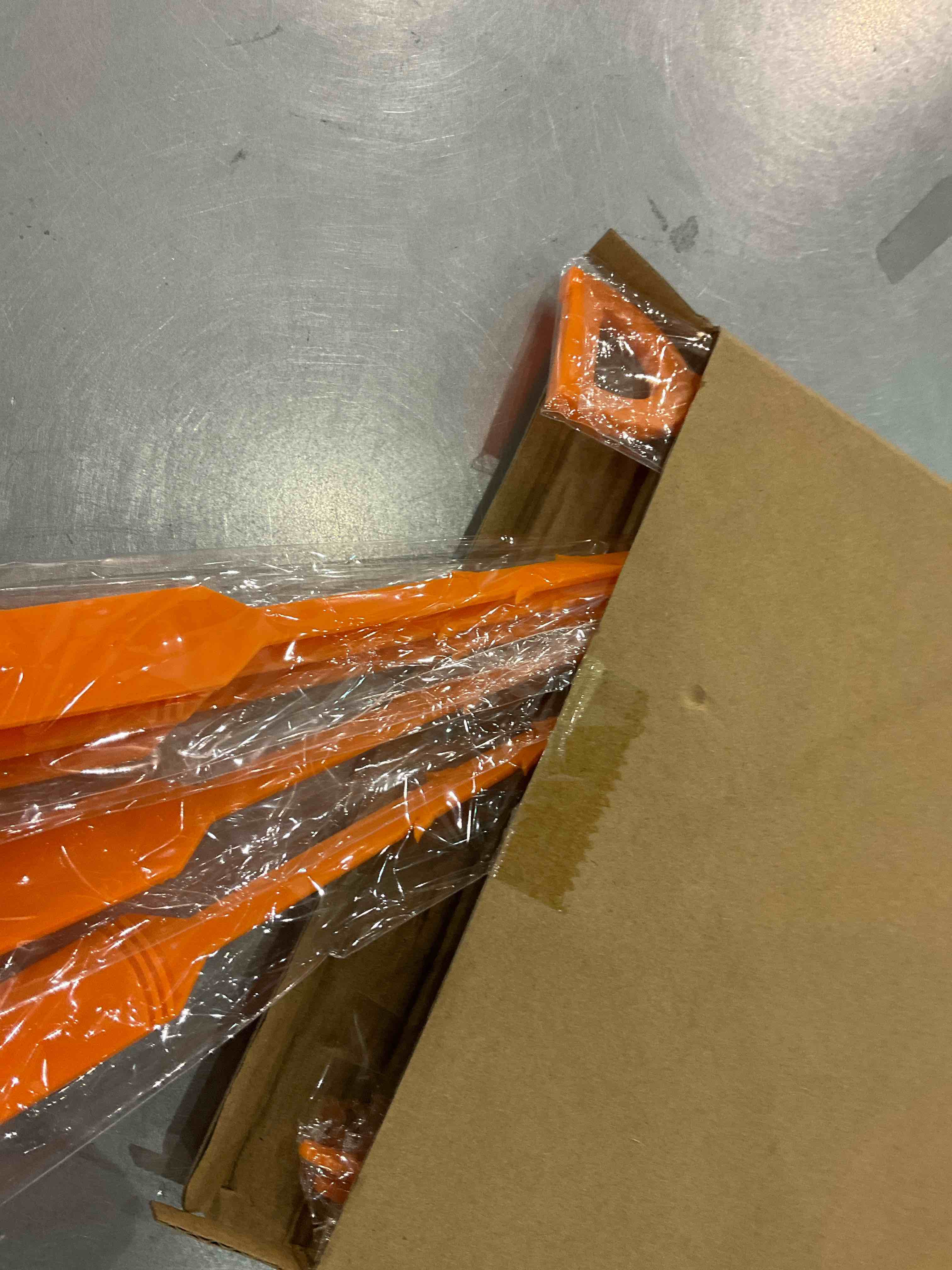 https://s3.amazonaws.com/lotting-images-prod/bidfta/EXS00463970_1697028464669.jpeg