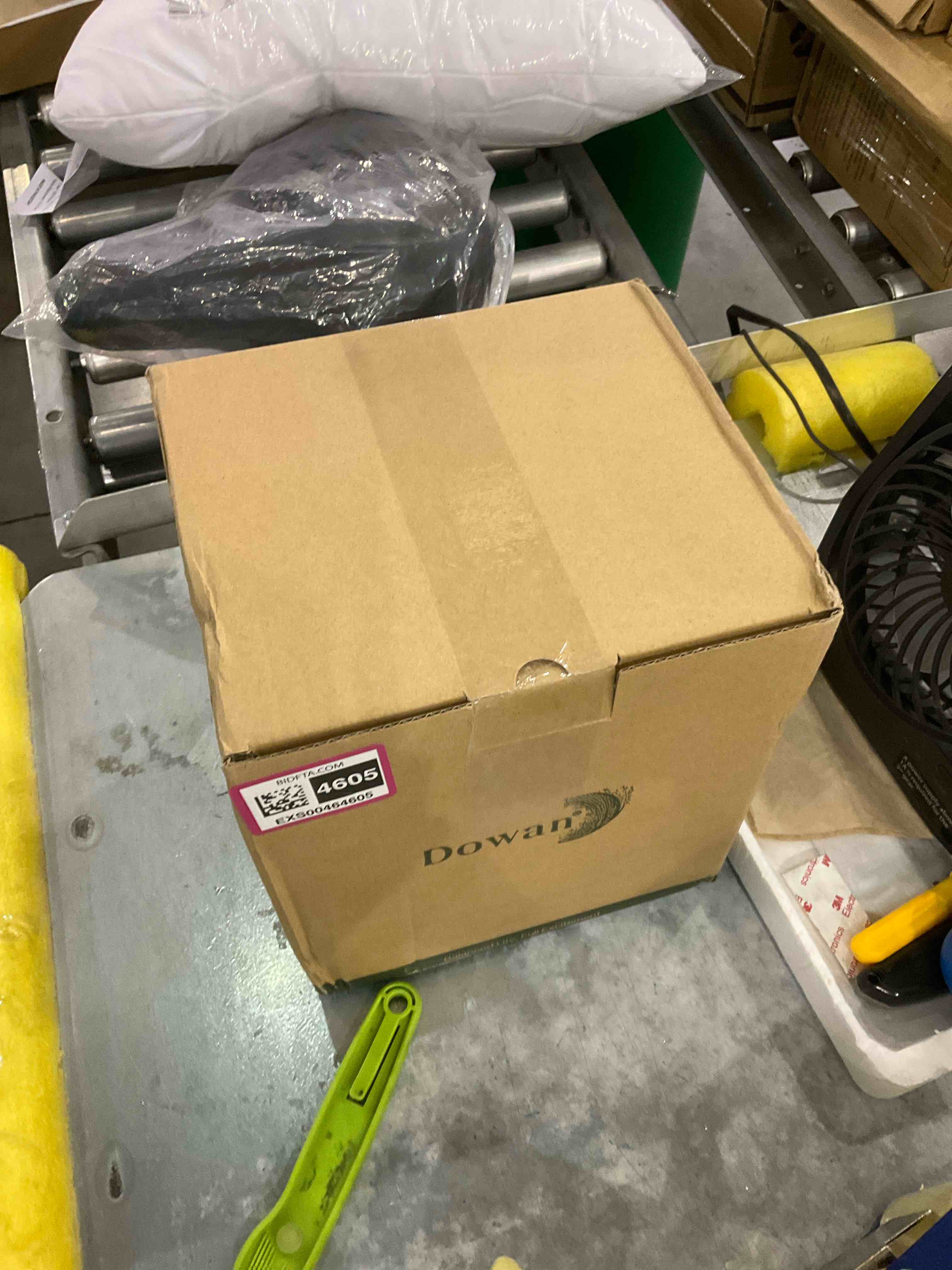 https://s3.amazonaws.com/lotting-images-prod/bidfta/EXS00464605_1695124948172.jpeg