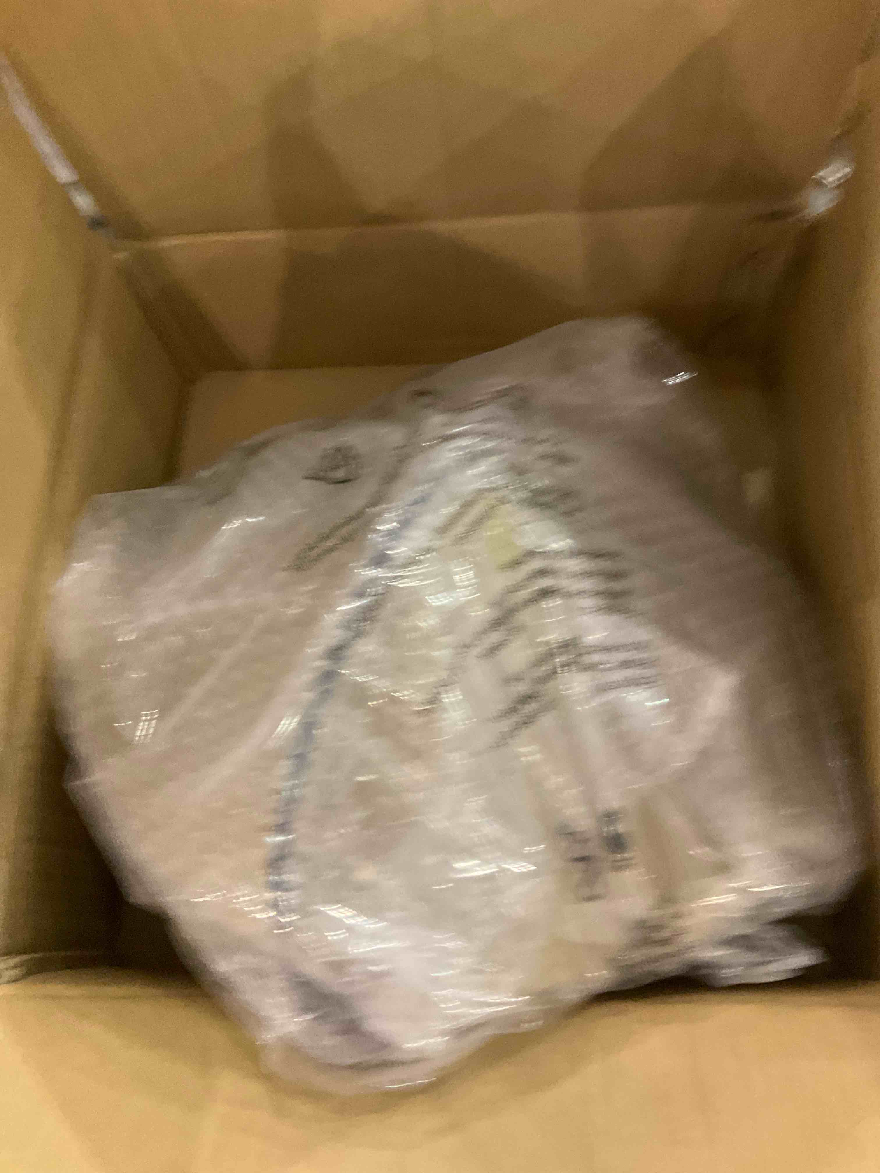 https://s3.amazonaws.com/lotting-images-prod/bidfta/EXS00464836_1695213556770.jpeg