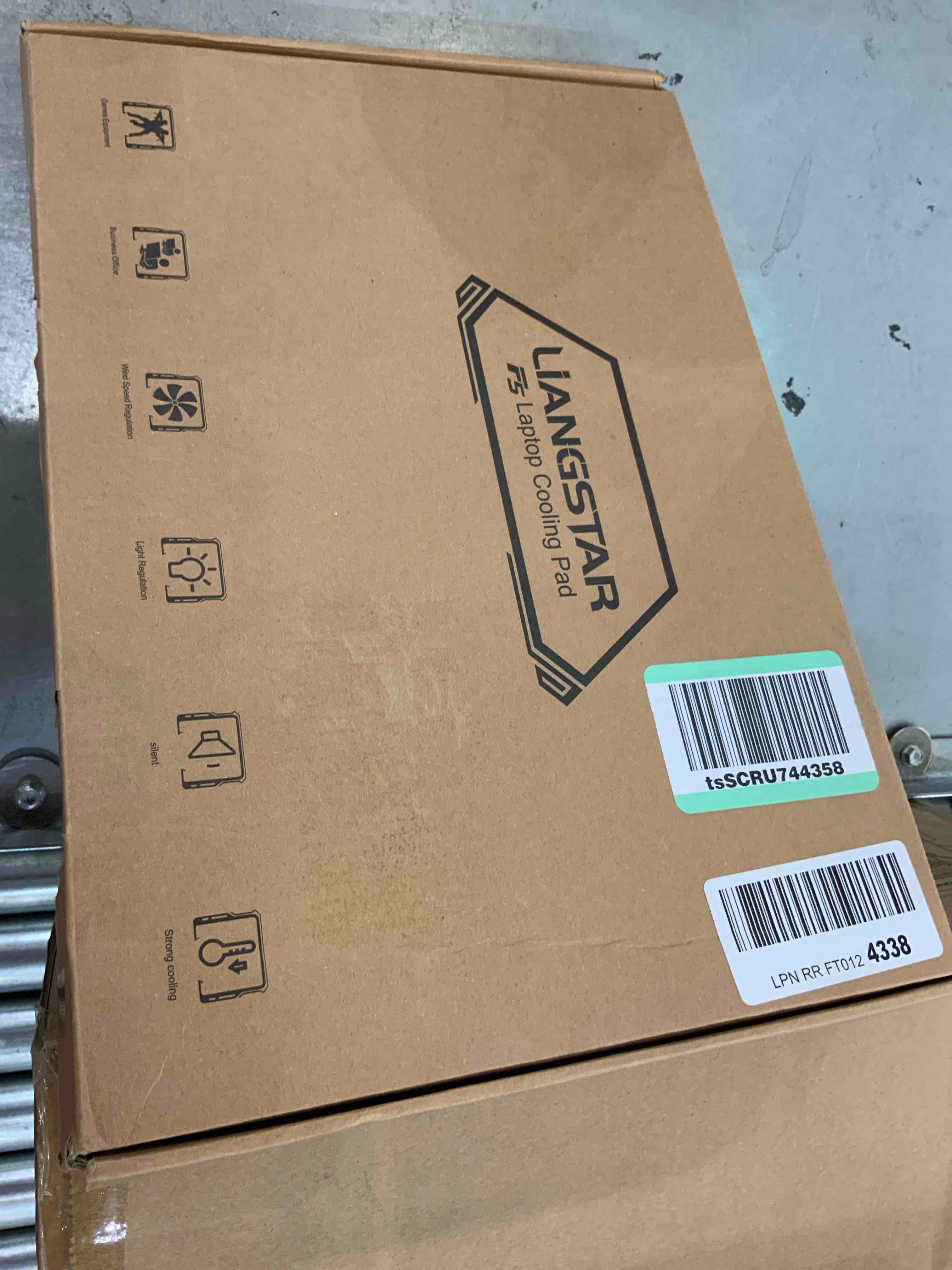 https://s3.amazonaws.com/lotting-images-prod/bidfta/EXS00465120_1695145342560.jpeg