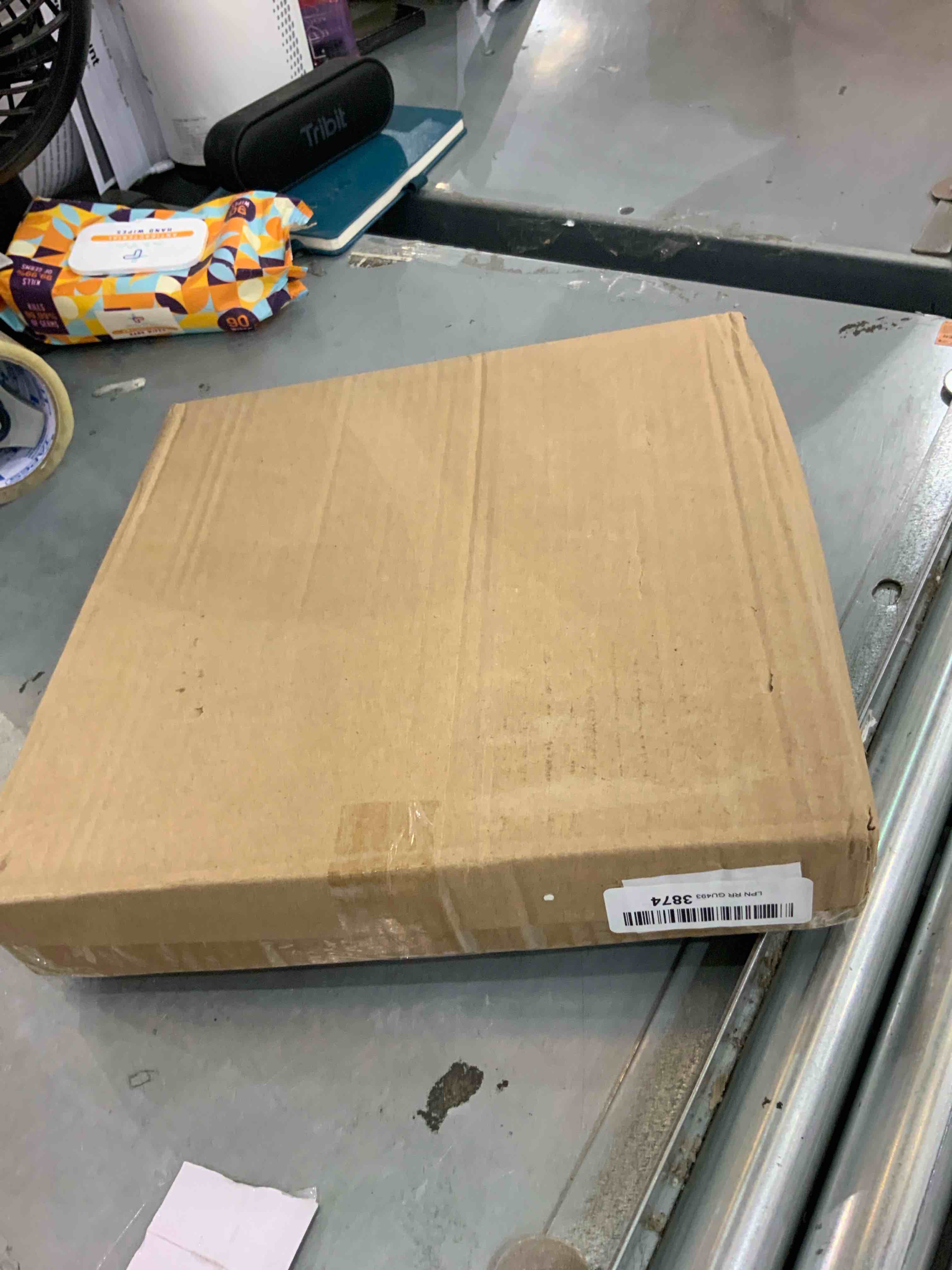 https://s3.amazonaws.com/lotting-images-prod/bidfta/EXS00465290_1695220573354.jpeg