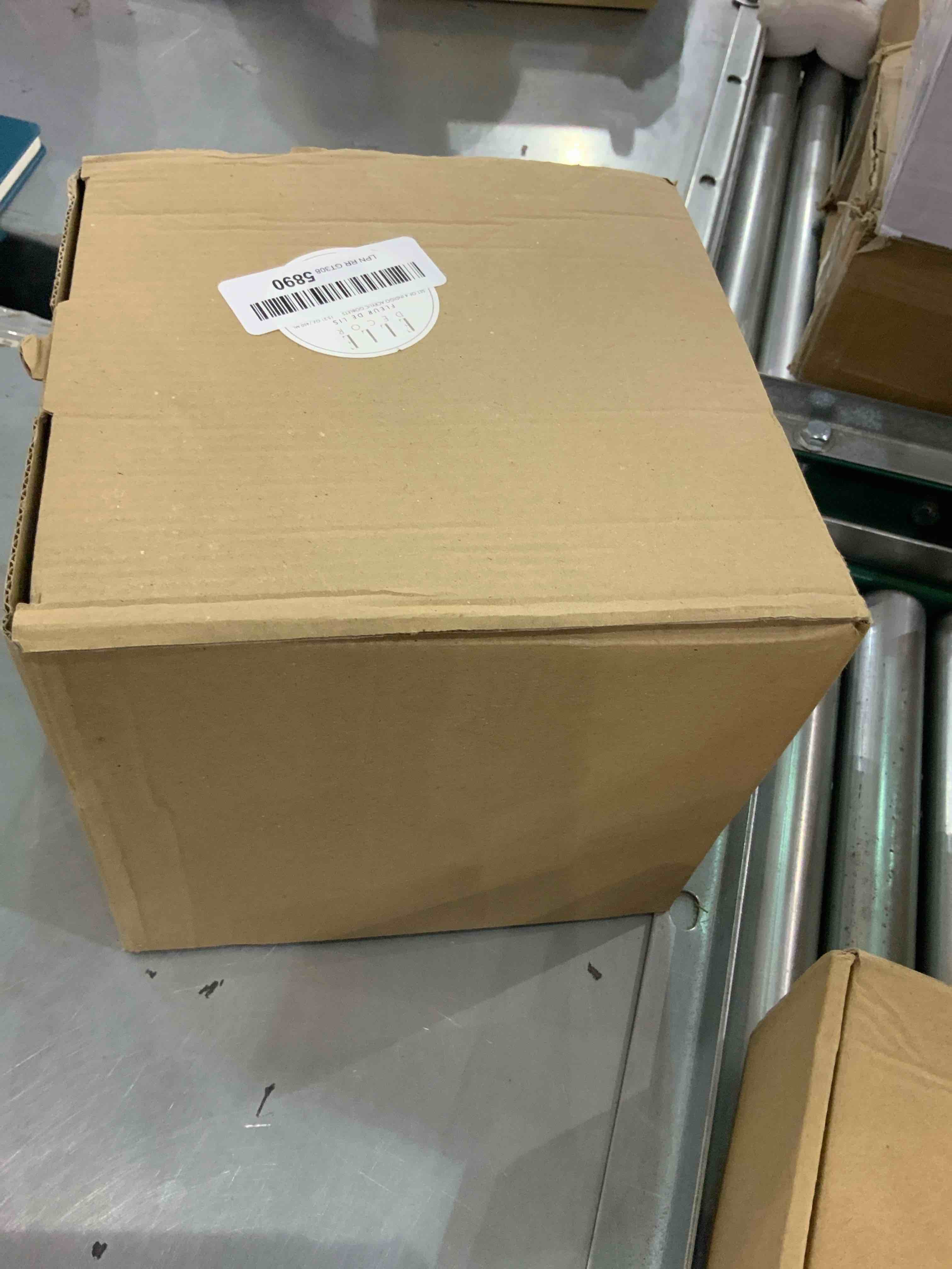 https://s3.amazonaws.com/lotting-images-prod/bidfta/EXS00465434_1695296489619.jpeg