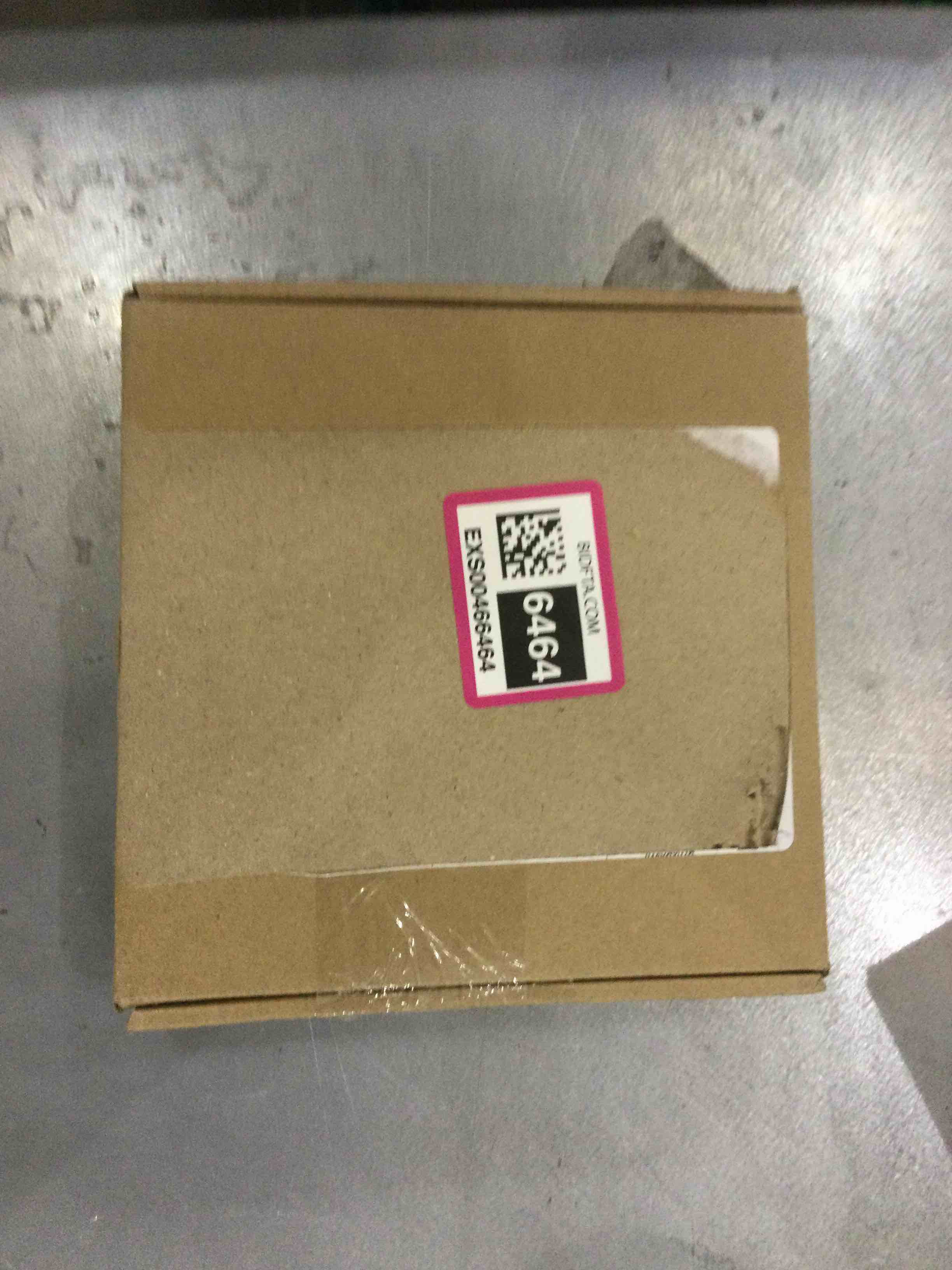 https://s3.amazonaws.com/lotting-images-prod/bidfta/EXS00466464_1695045869391.jpeg