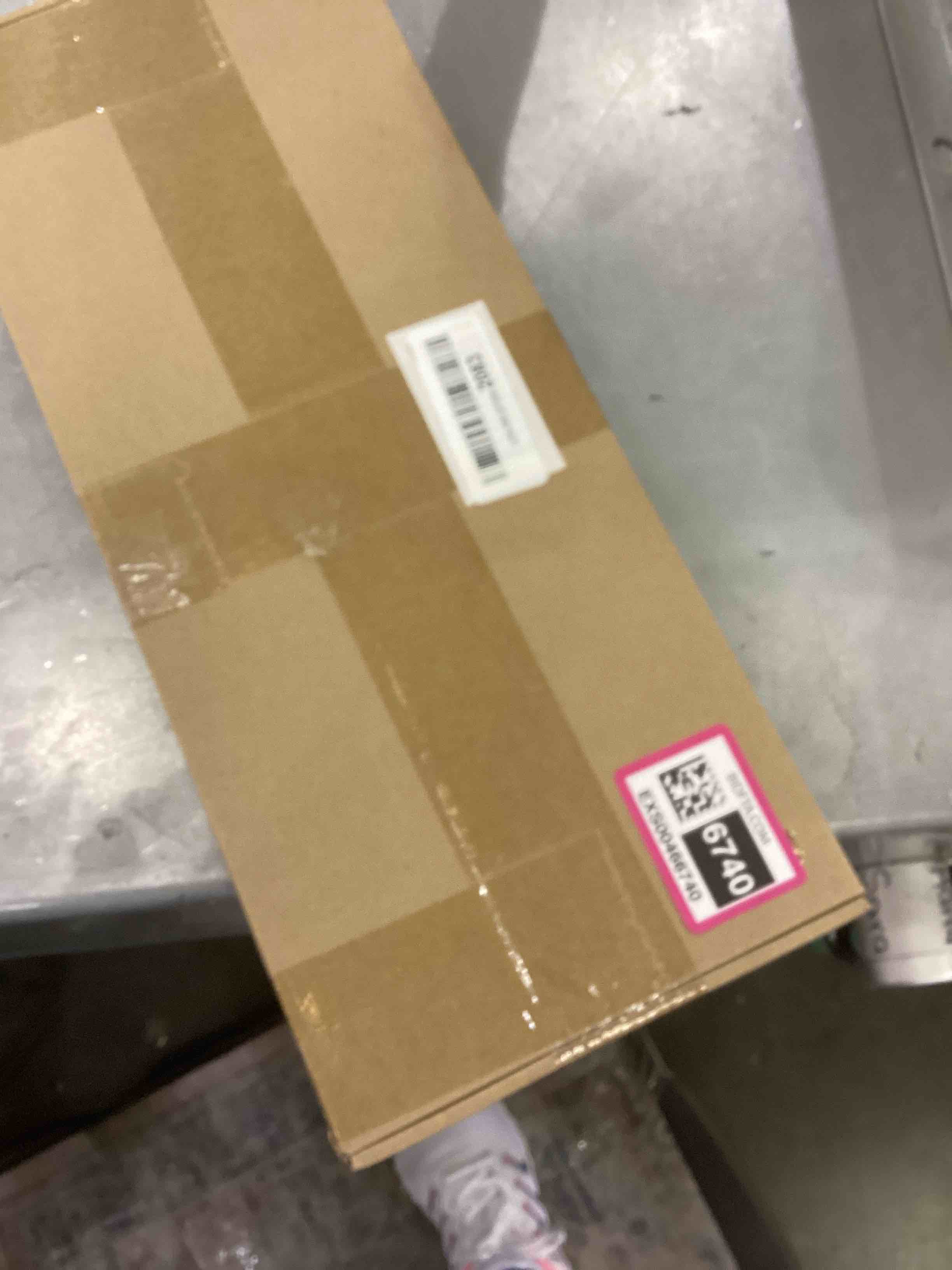 https://s3.amazonaws.com/lotting-images-prod/bidfta/EXS00466740_1694785947029.jpeg