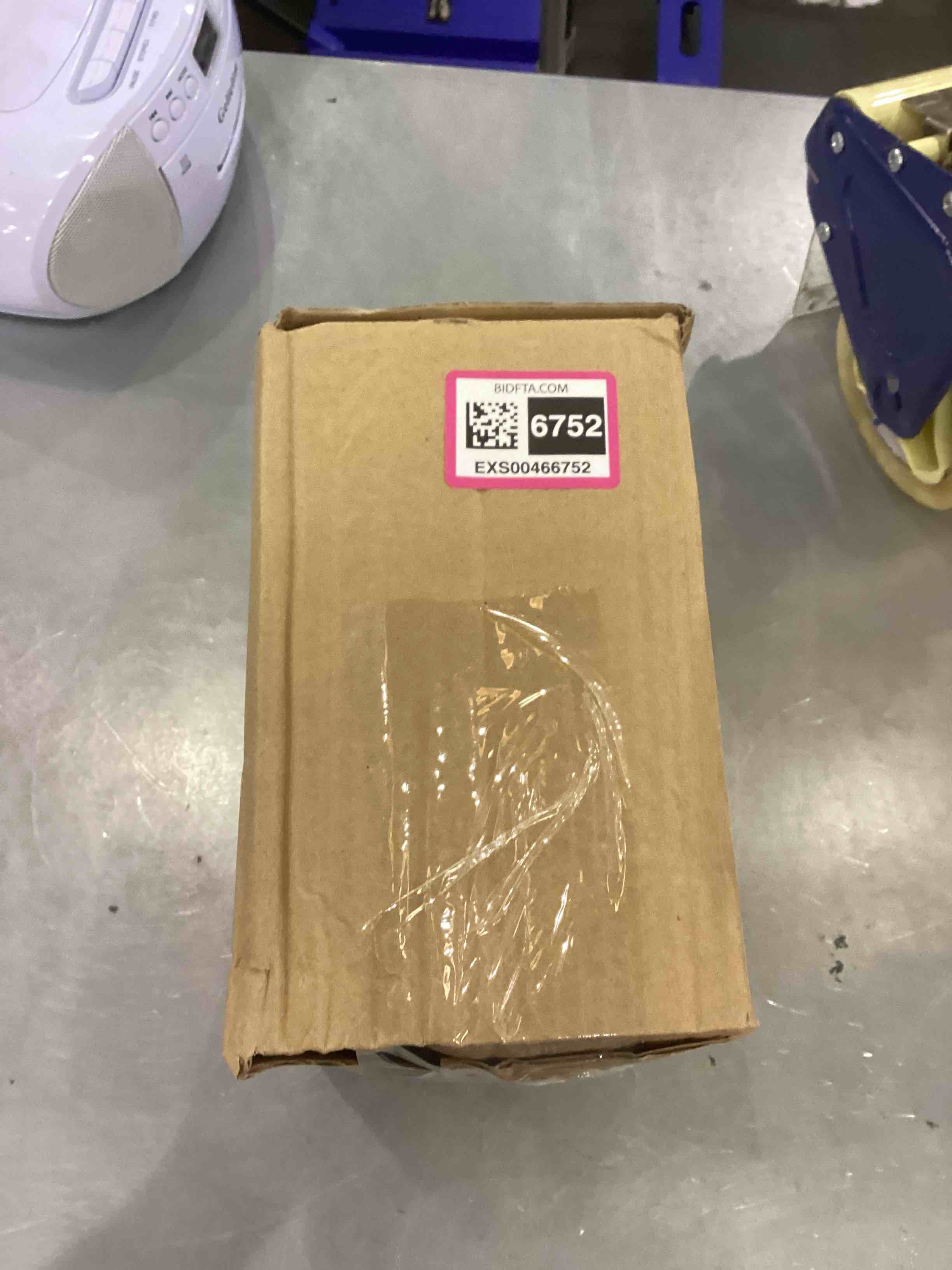 https://s3.amazonaws.com/lotting-images-prod/bidfta/EXS00466752_1694786966633.jpeg