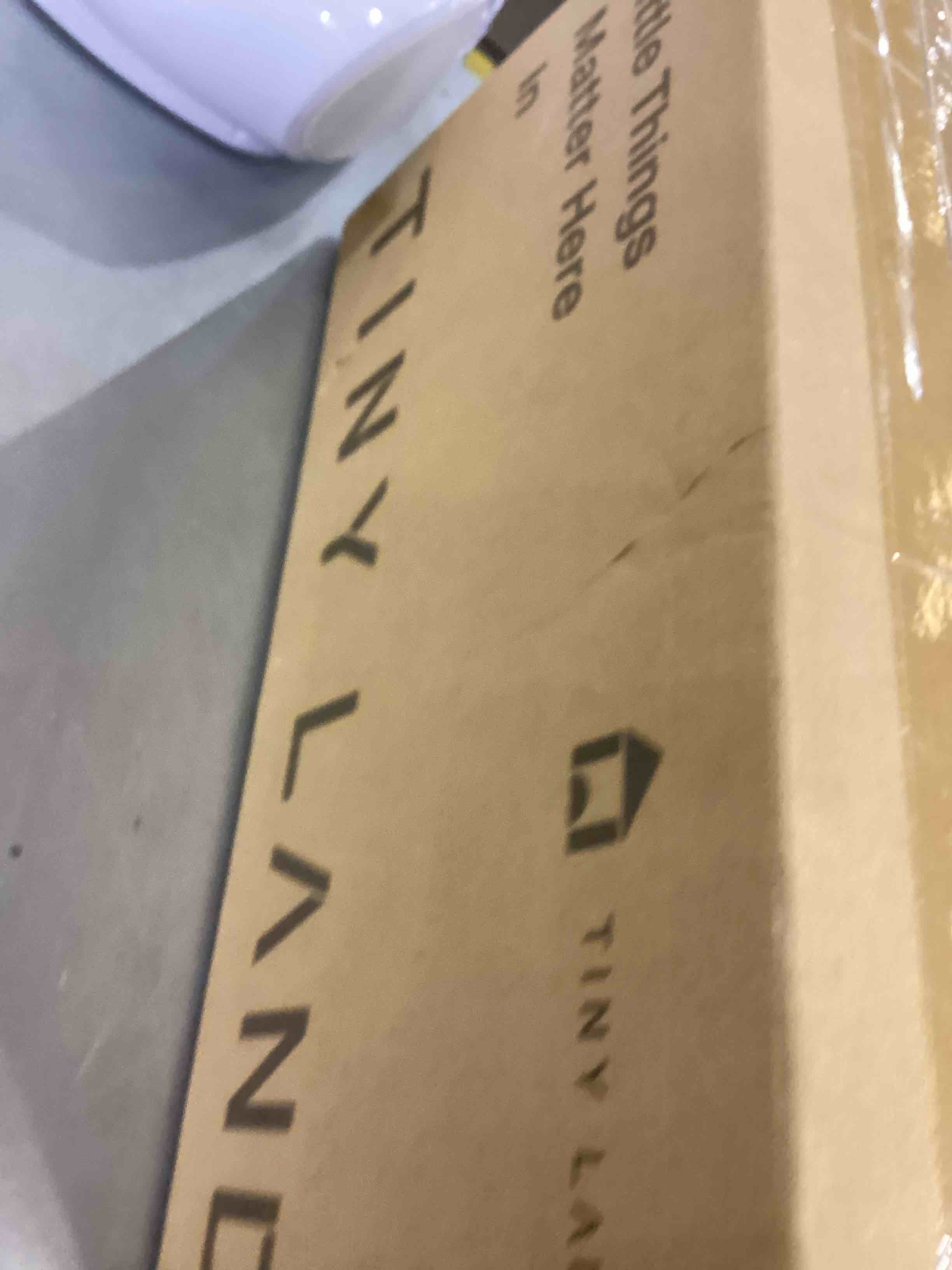 https://s3.amazonaws.com/lotting-images-prod/bidfta/EXS00466760_1694787520815.jpeg