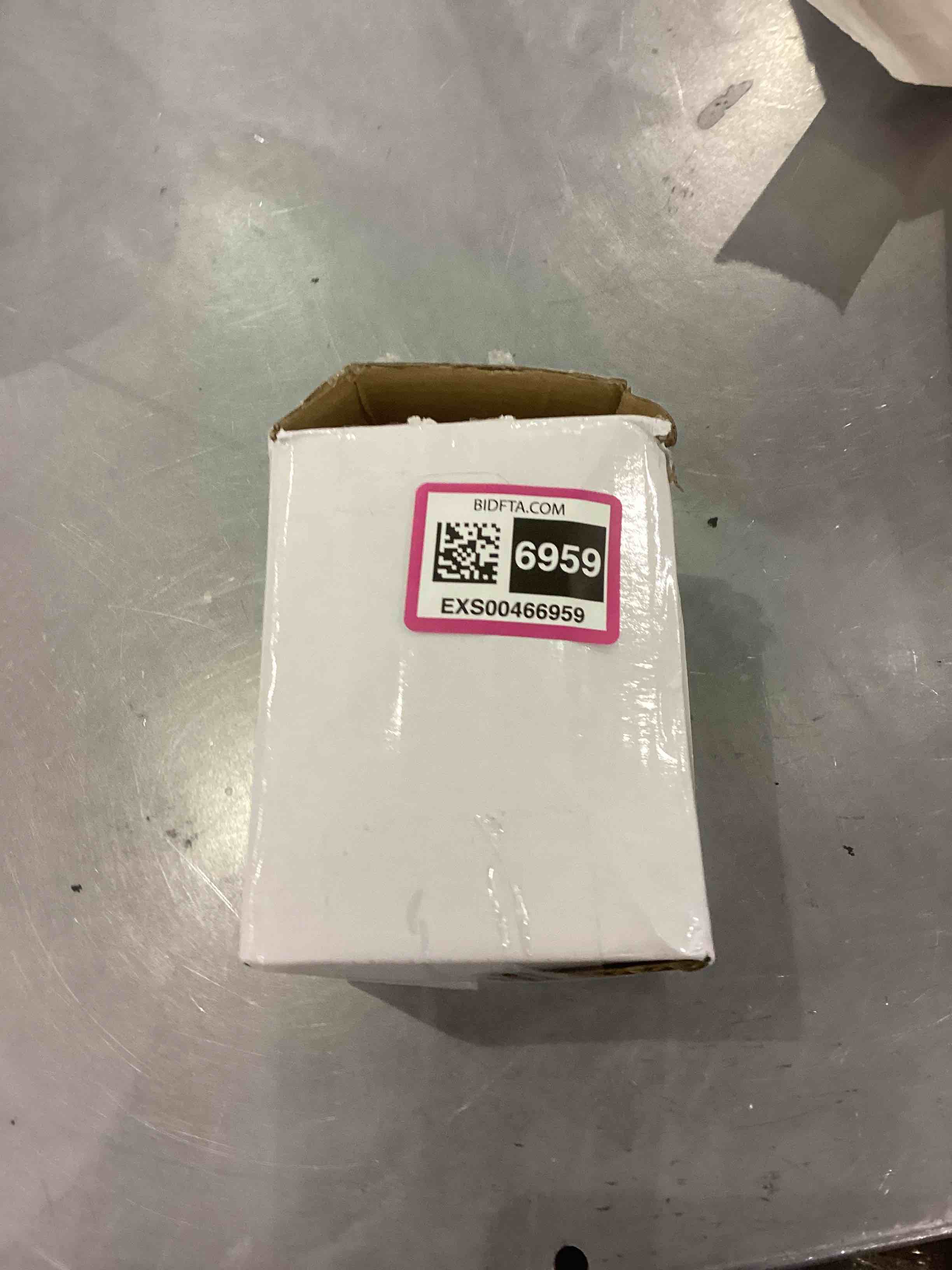 https://s3.amazonaws.com/lotting-images-prod/bidfta/EXS00466959_1695036798713.jpeg