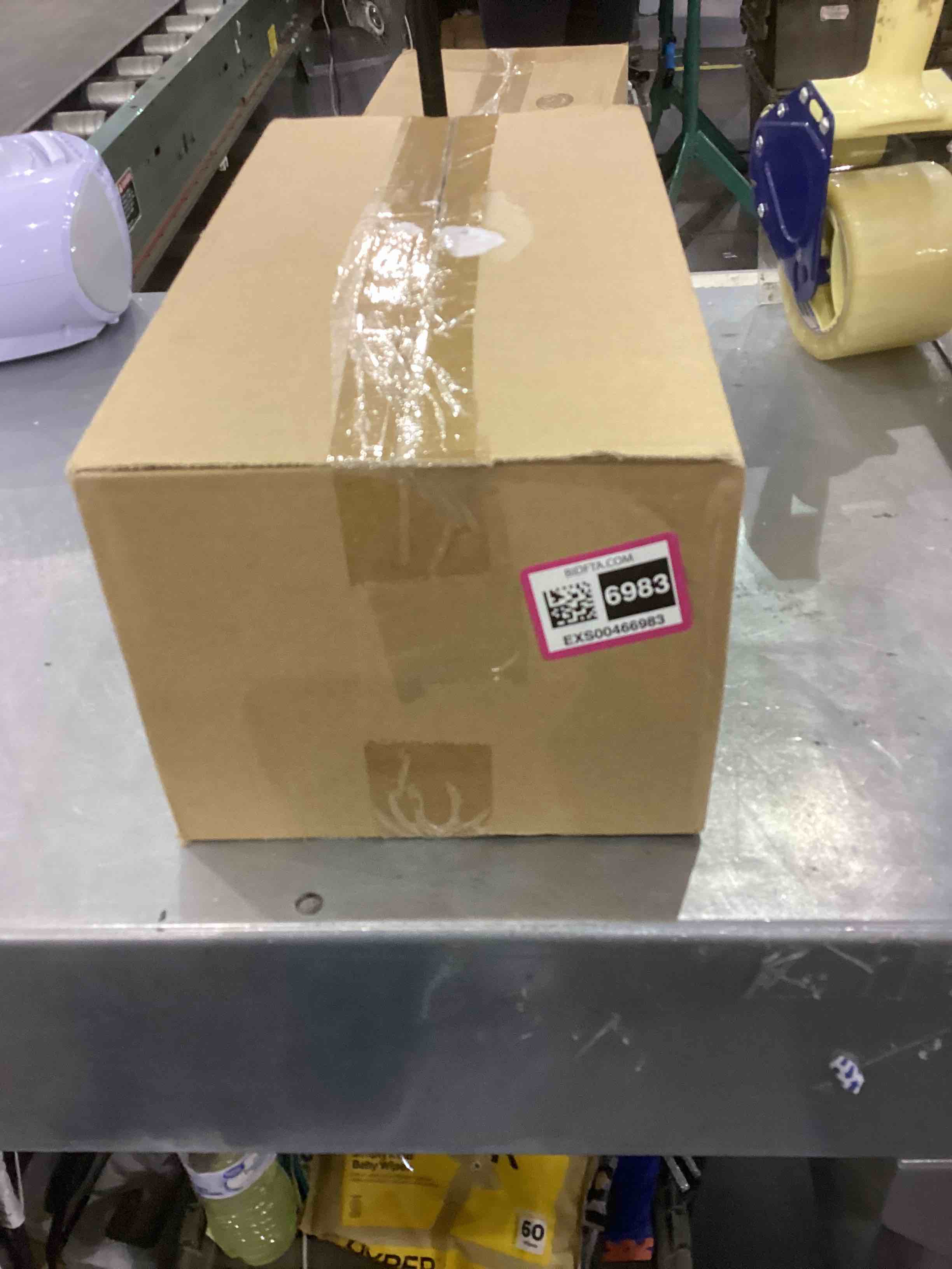 https://s3.amazonaws.com/lotting-images-prod/bidfta/EXS00466983_1695038517550.jpeg