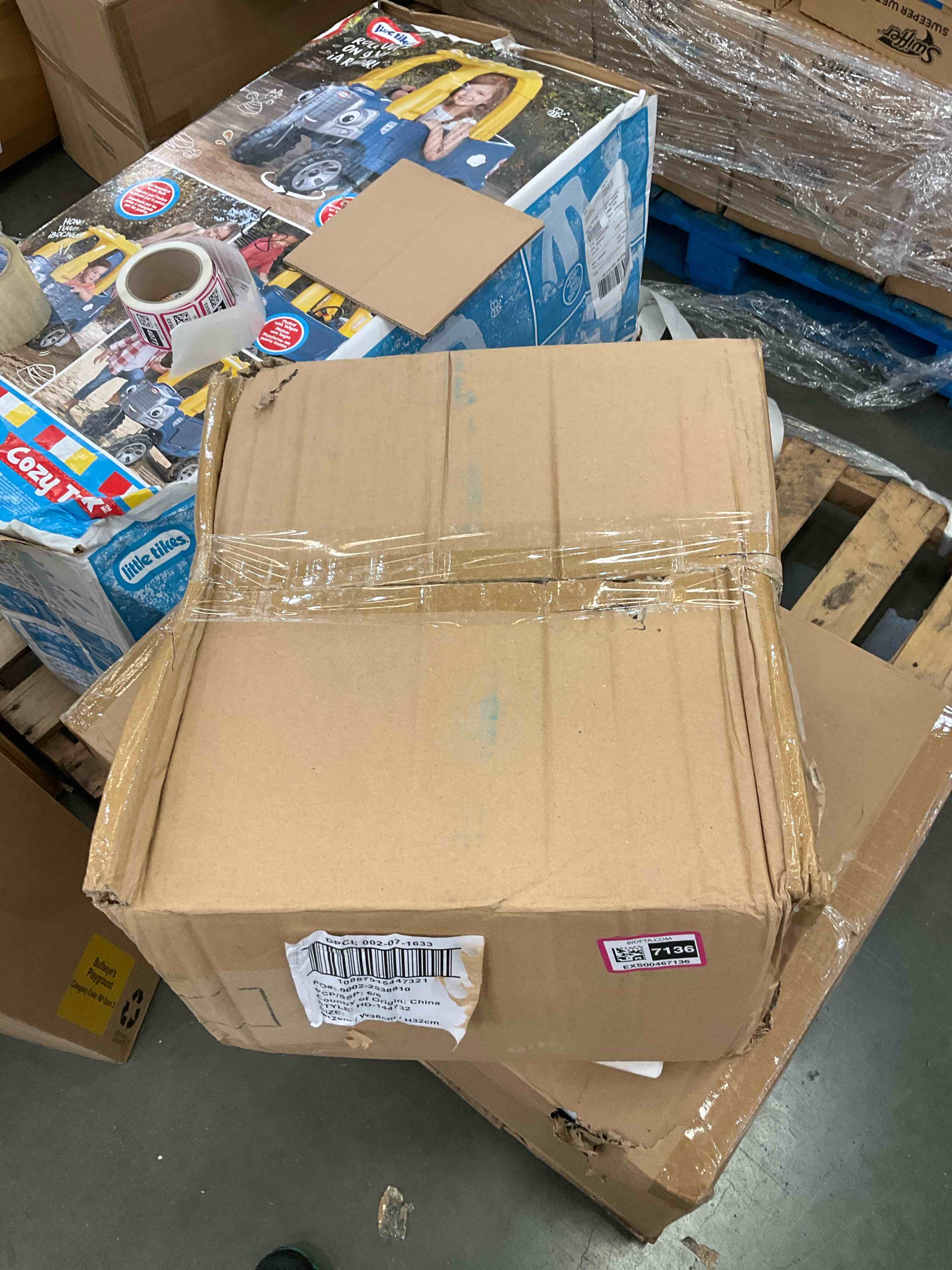https://s3.amazonaws.com/lotting-images-prod/bidfta/EXS00467136_1695150633621.jpeg