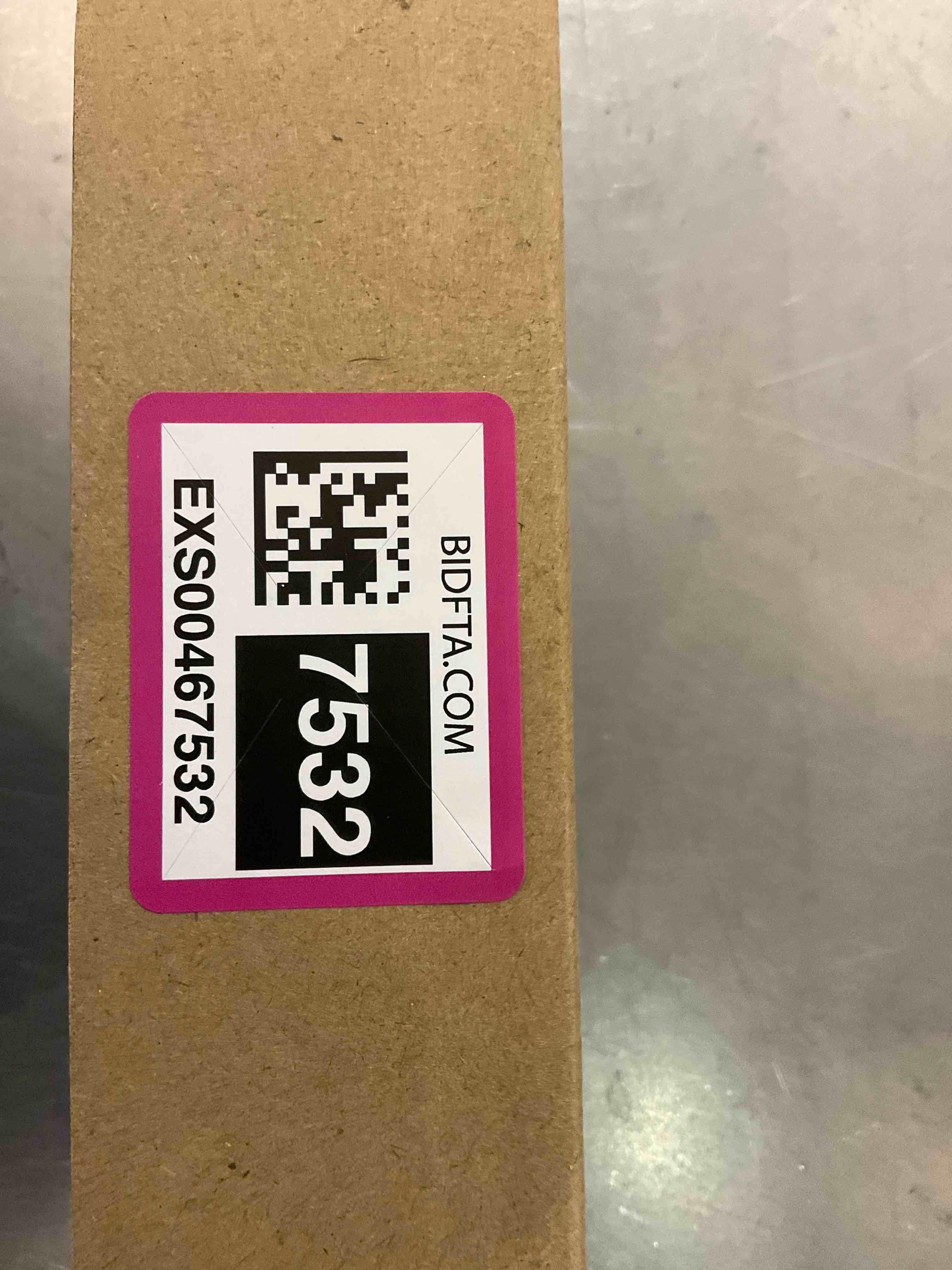 https://s3.amazonaws.com/lotting-images-prod/bidfta/EXS00467532_1695304259327.jpeg
