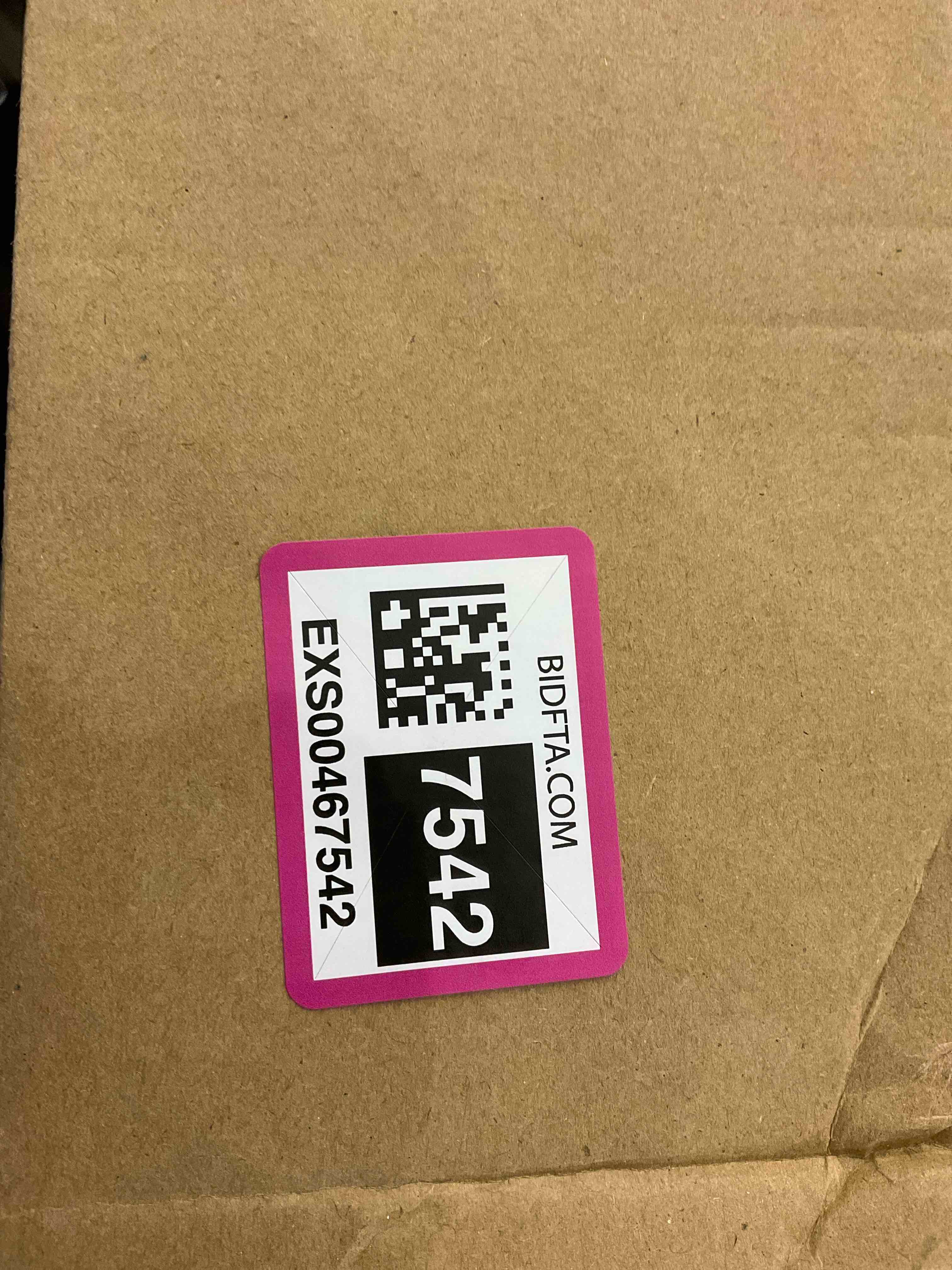 https://s3.amazonaws.com/lotting-images-prod/bidfta/EXS00467542_1695305999182.jpeg