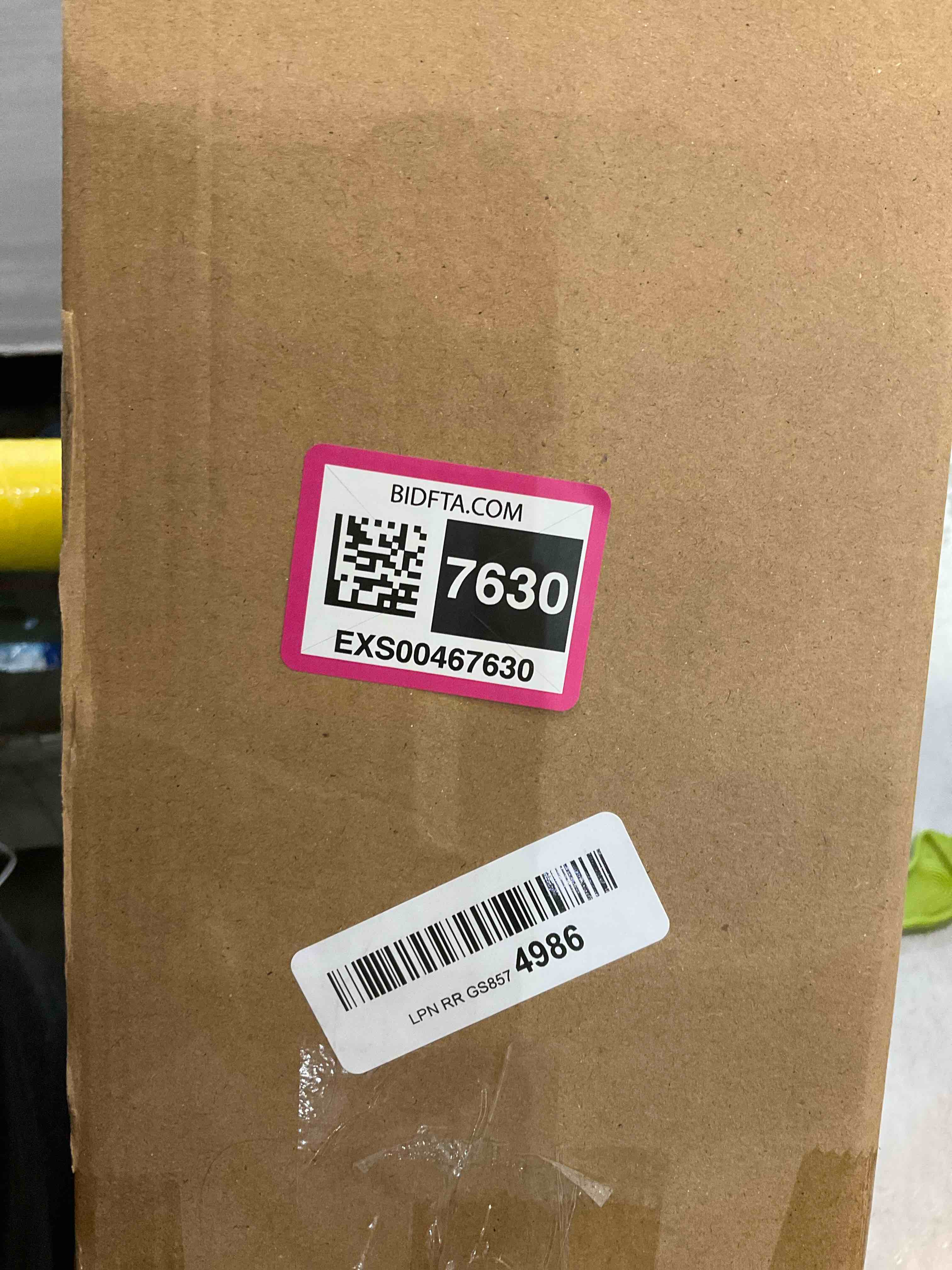 https://s3.amazonaws.com/lotting-images-prod/bidfta/EXS00467630_1695320806956.jpeg