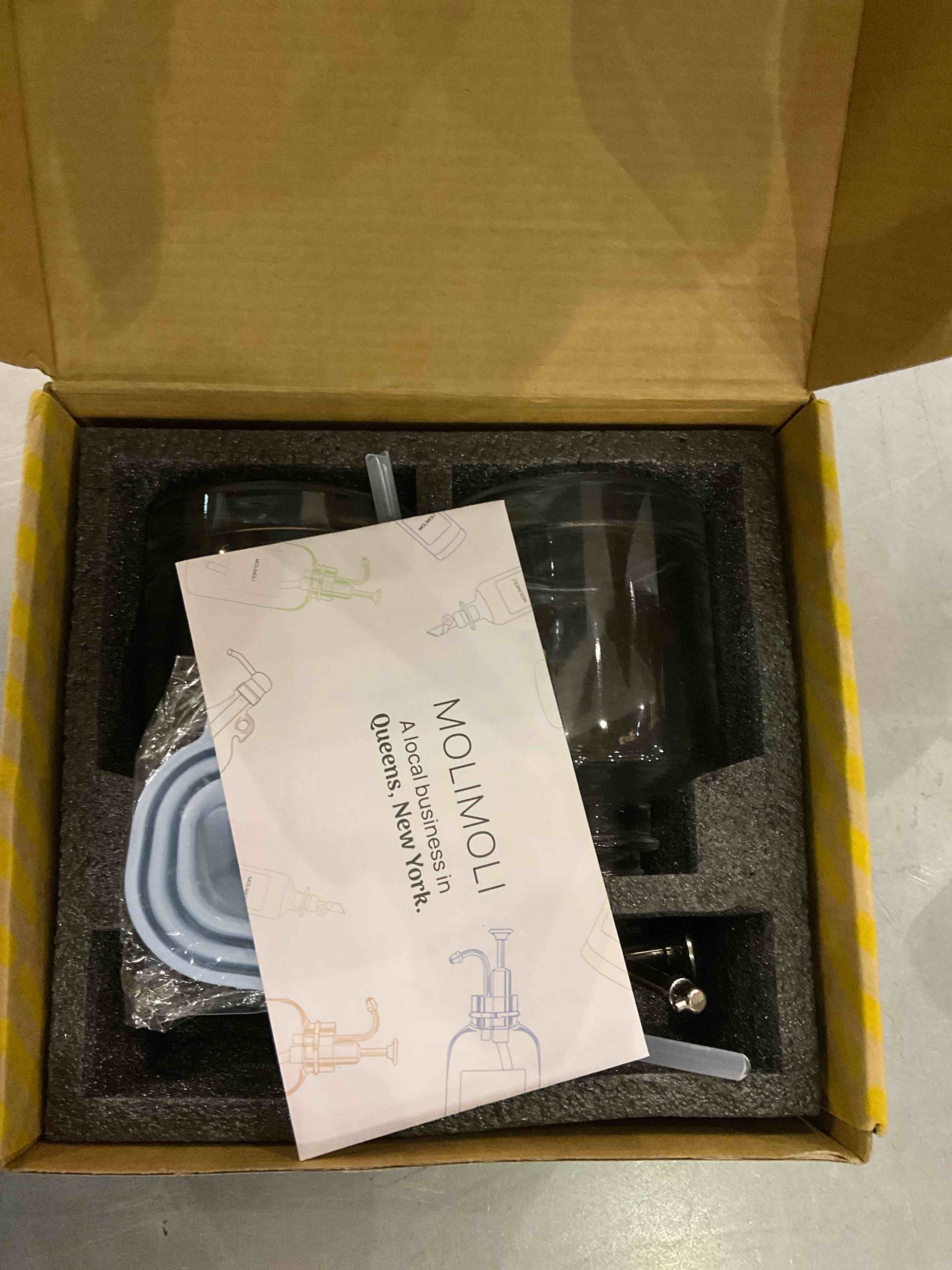 https://s3.amazonaws.com/lotting-images-prod/bidfta/EXS00467725_1695645462327.jpeg