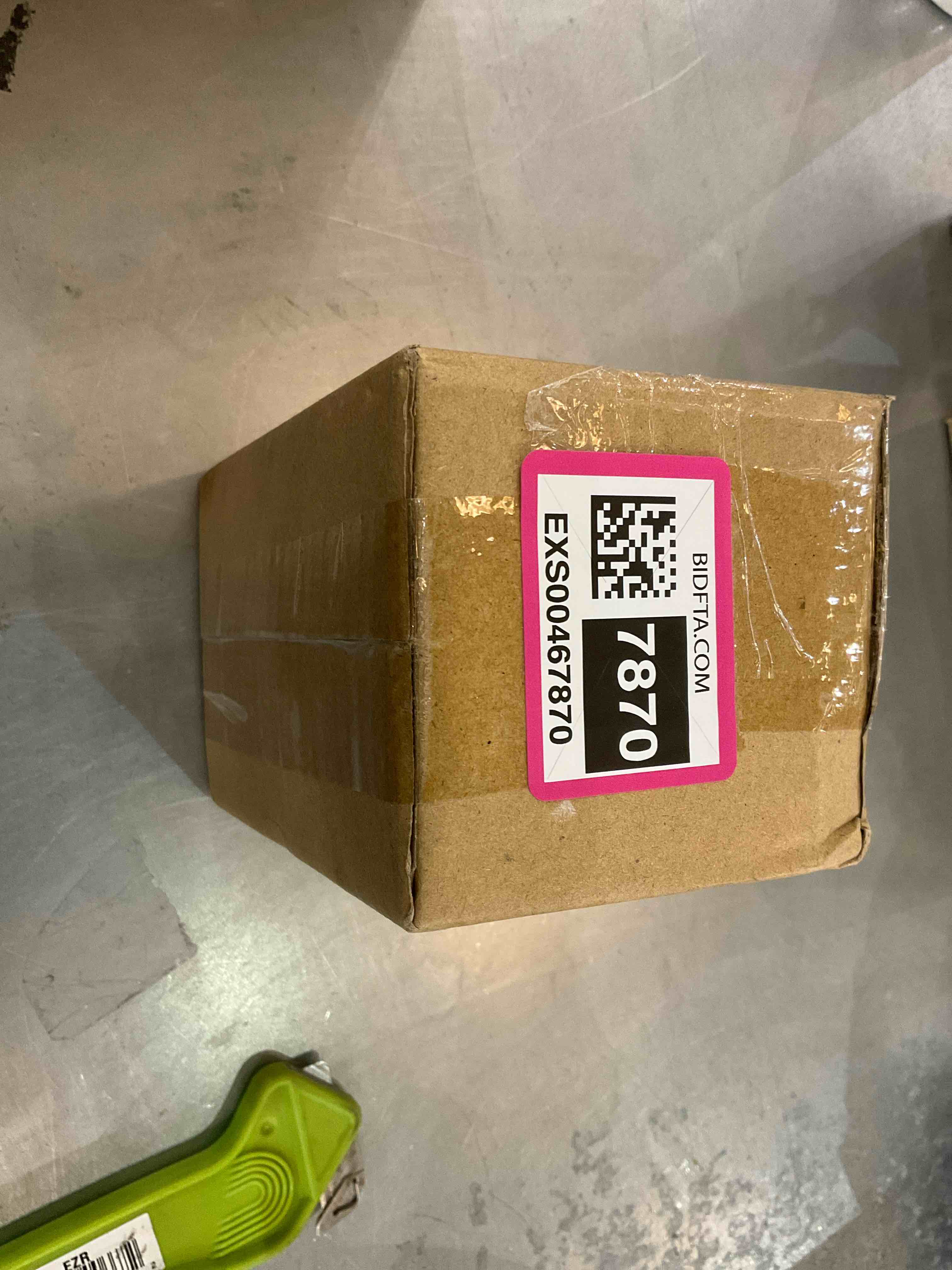 https://s3.amazonaws.com/lotting-images-prod/bidfta/EXS00467870_1695663342108.jpeg