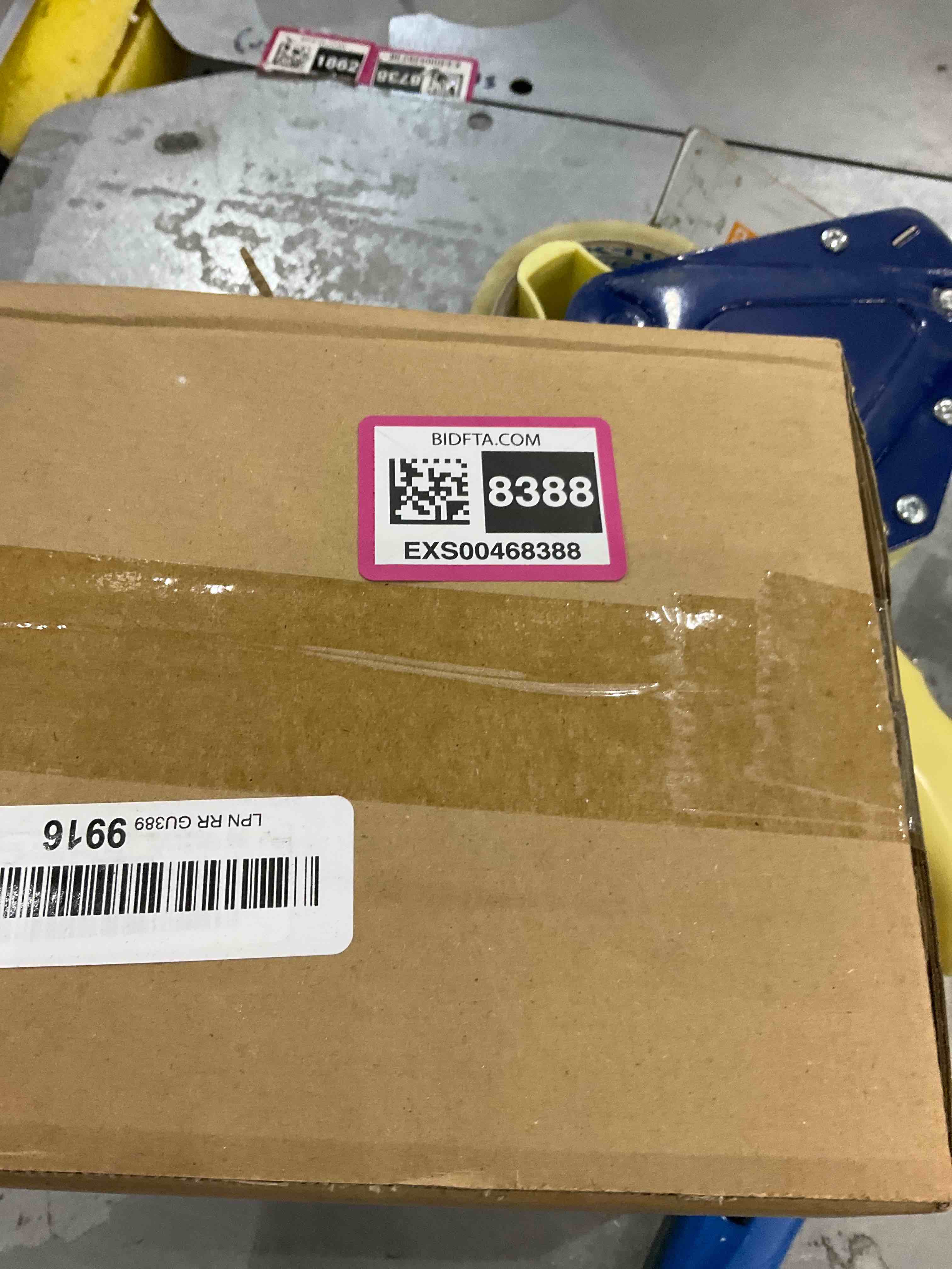 https://s3.amazonaws.com/lotting-images-prod/bidfta/EXS00468388_1695038841868.jpeg